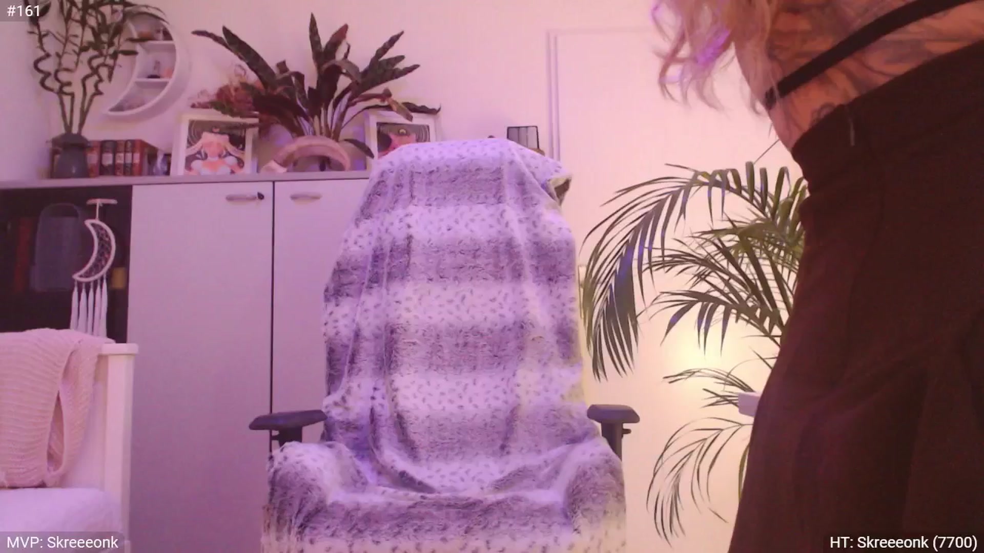 Gallery image thumbnail from StacyDoll's myfreecams stream on, 08/23/2024, 24:08 image 11 of 20
