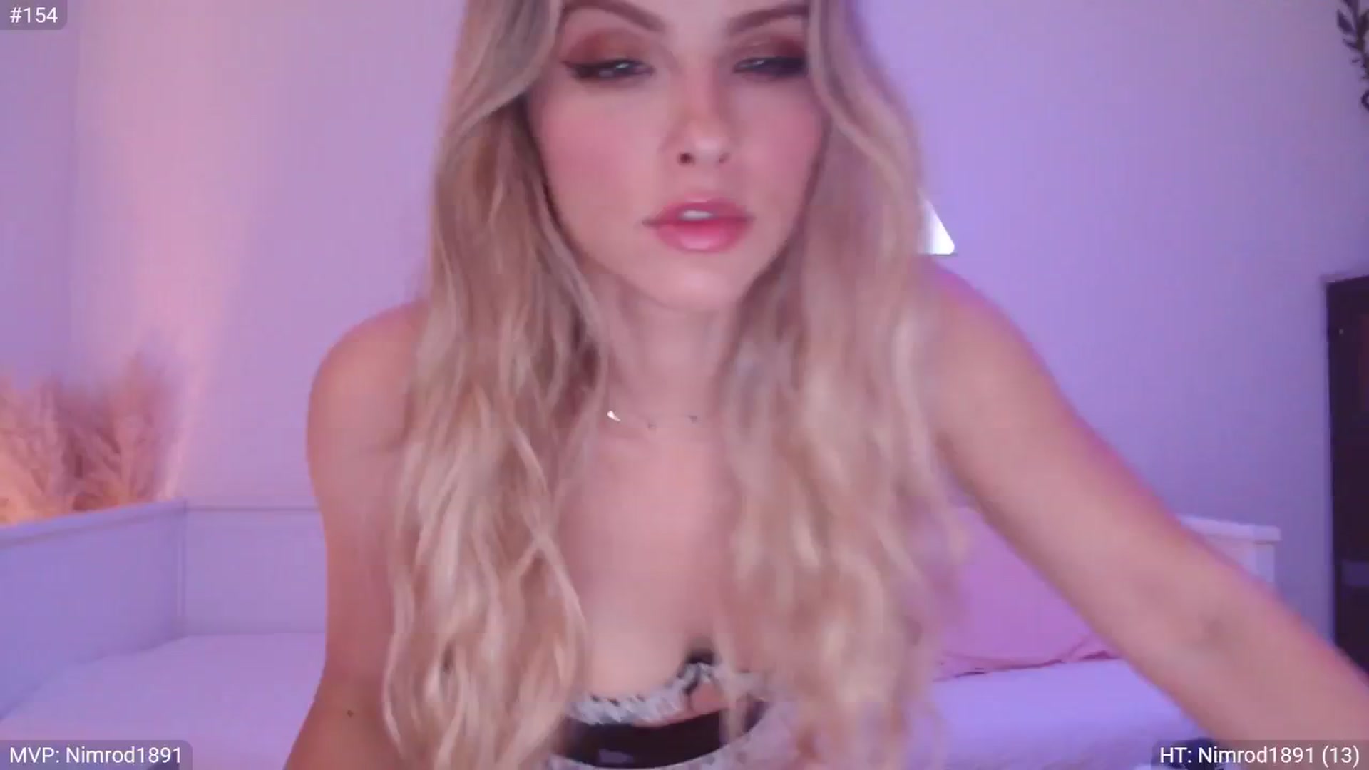 Gallery image thumbnail from StacyDoll's myfreecams stream on, 08/25/2024, 24:53 image 4 of 20