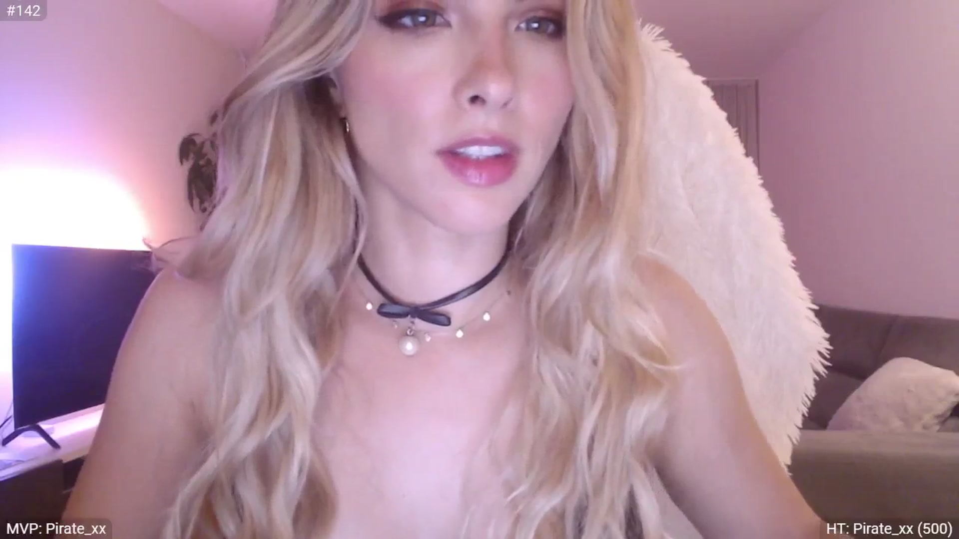 Gallery image thumbnail from StacyDoll's myfreecams stream on, 08/25/2024, 20:12 image 12 of 20