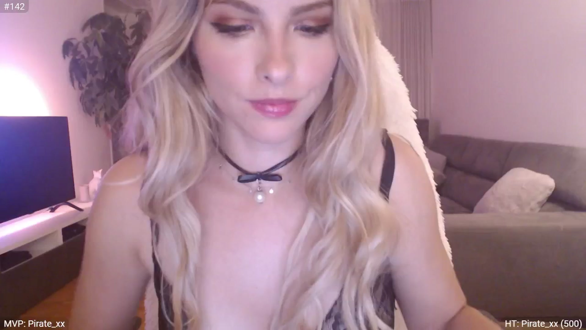 Gallery image thumbnail from StacyDoll's myfreecams stream on, 08/25/2024, 21:08 image 11 of 20