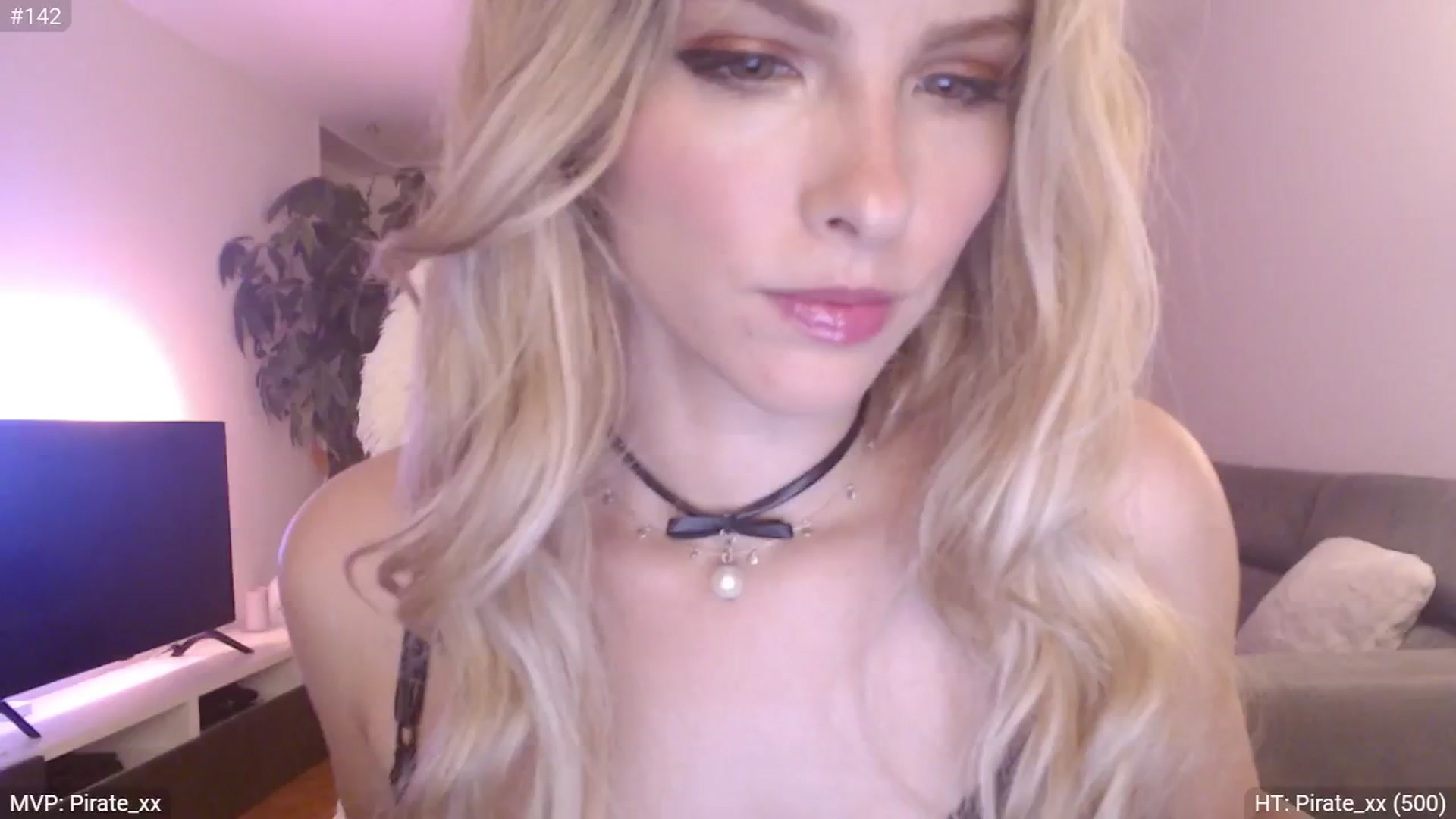 Gallery image thumbnail from StacyDoll's myfreecams stream on, 08/25/2024, 21:08 image 6 of 20