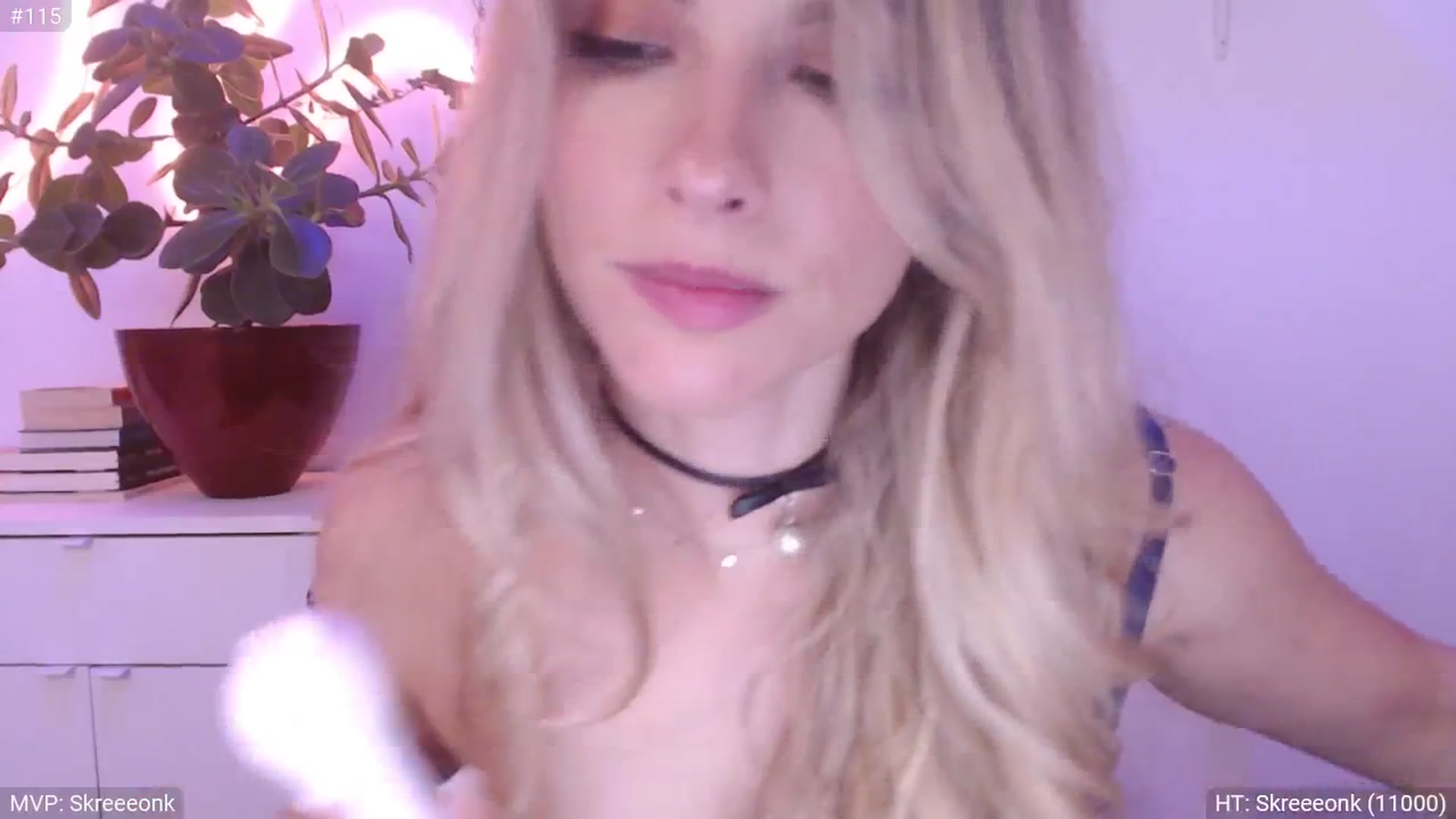 Gallery image thumbnail from StacyDoll's myfreecams stream on, 09/10/2024, 24:57 image 16 of 20