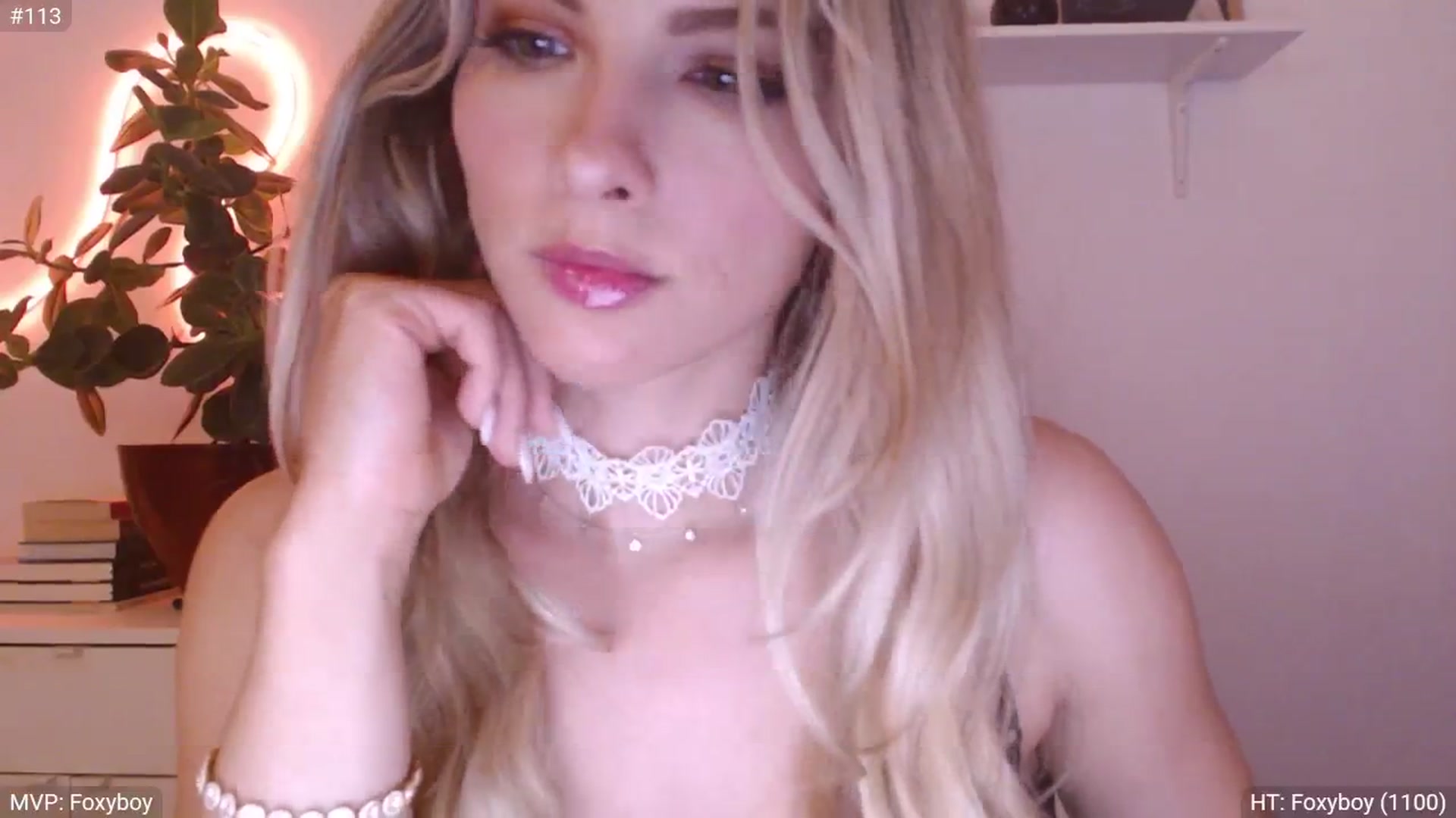 Gallery image thumbnail from StacyDoll's myfreecams stream on, 09/11/2024, 23:39 image 15 of 20