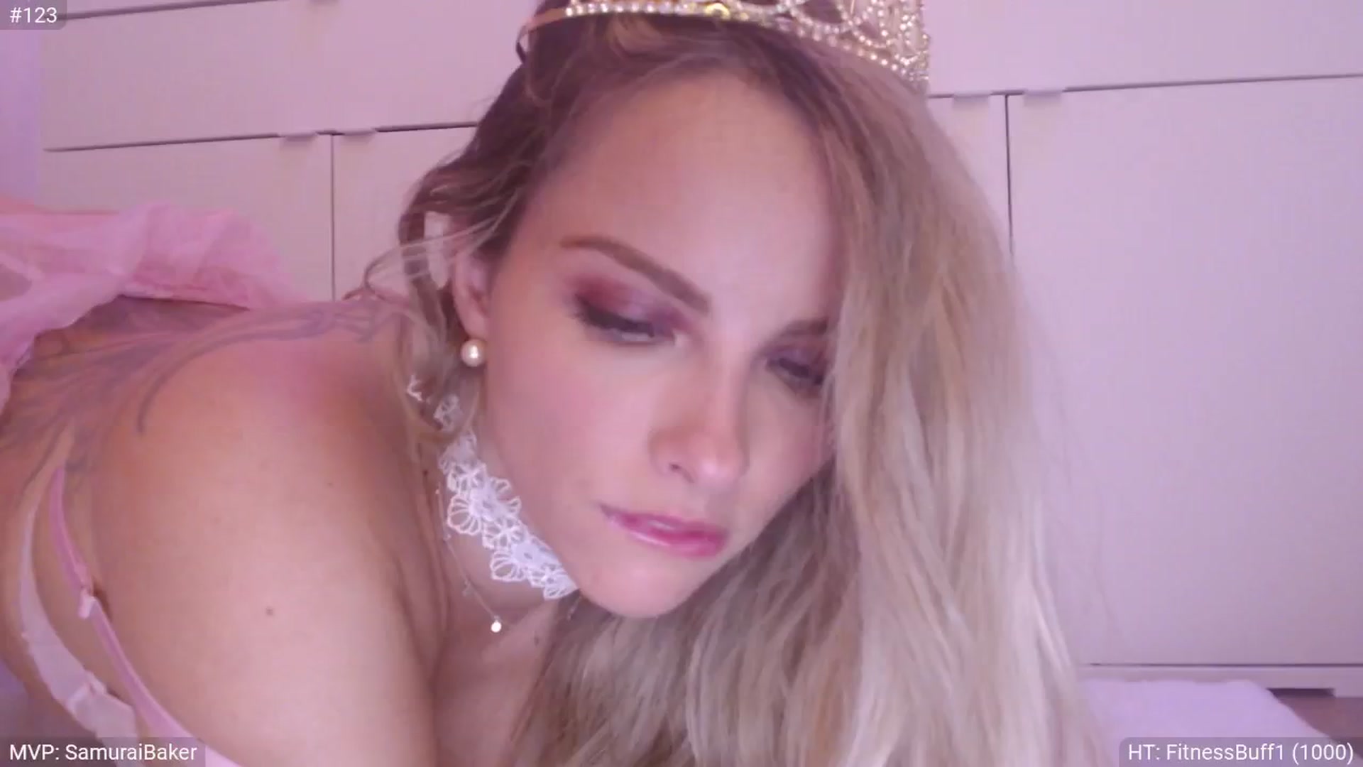 Gallery image thumbnail from StacyDoll's myfreecams stream on, 09/19/2024, 22:34 image 17 of 20