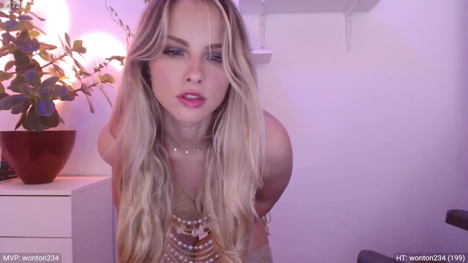 Gallery image thumbnail from StacyDoll's myfreecams stream on, 09/28/2024, 21:32 image 8 of 20