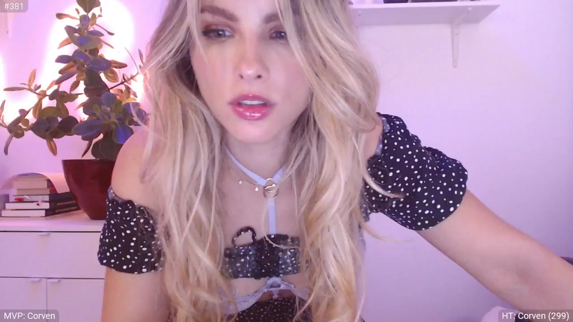 Gallery image thumbnail from StacyDoll's myfreecams stream on, 10/10/2024, 24:52 image 1 of 20