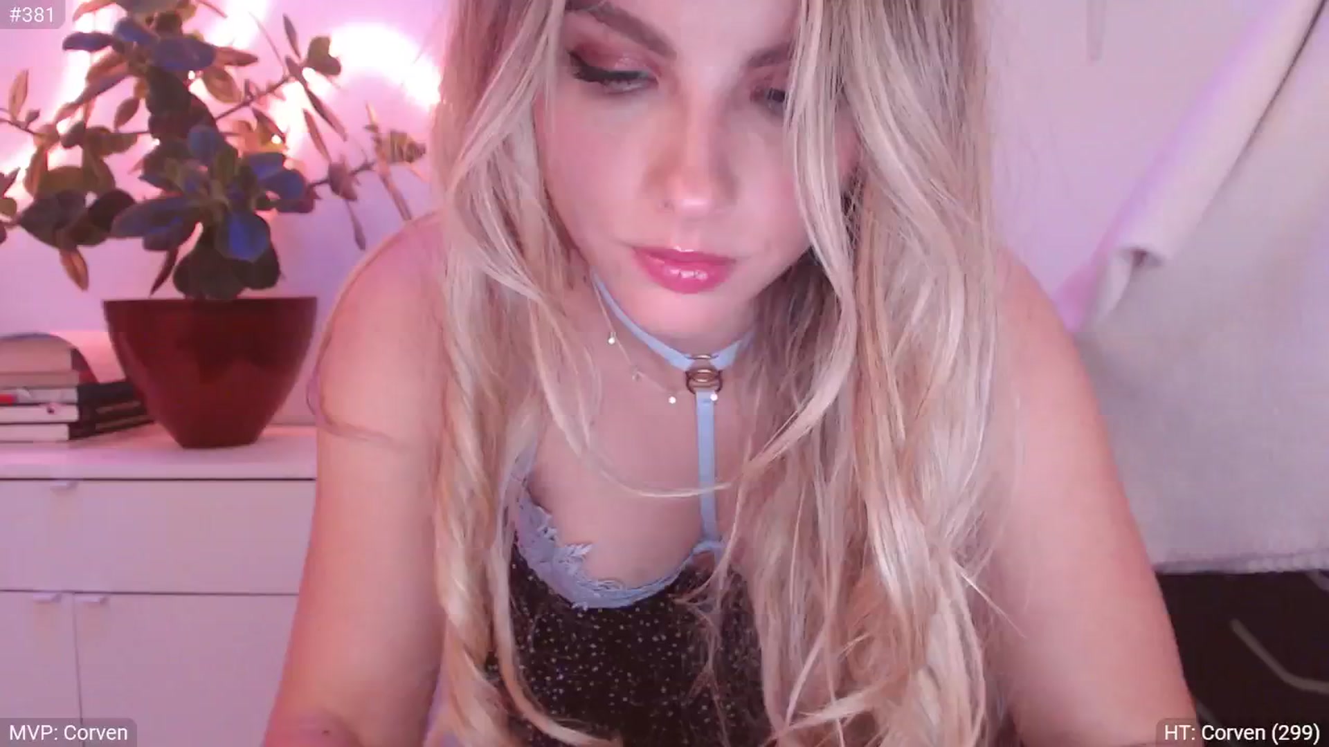 Gallery image thumbnail from StacyDoll's myfreecams stream on, 10/10/2024, 24:52 image 18 of 20