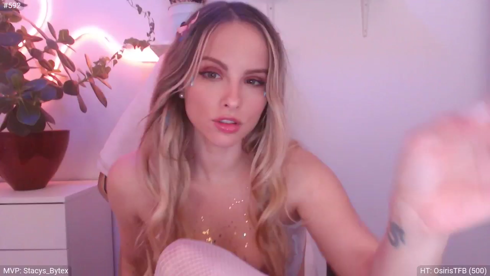 Gallery image thumbnail from StacyDoll's myfreecams stream on, 11/17/2024, 24:49 image 19 of 20