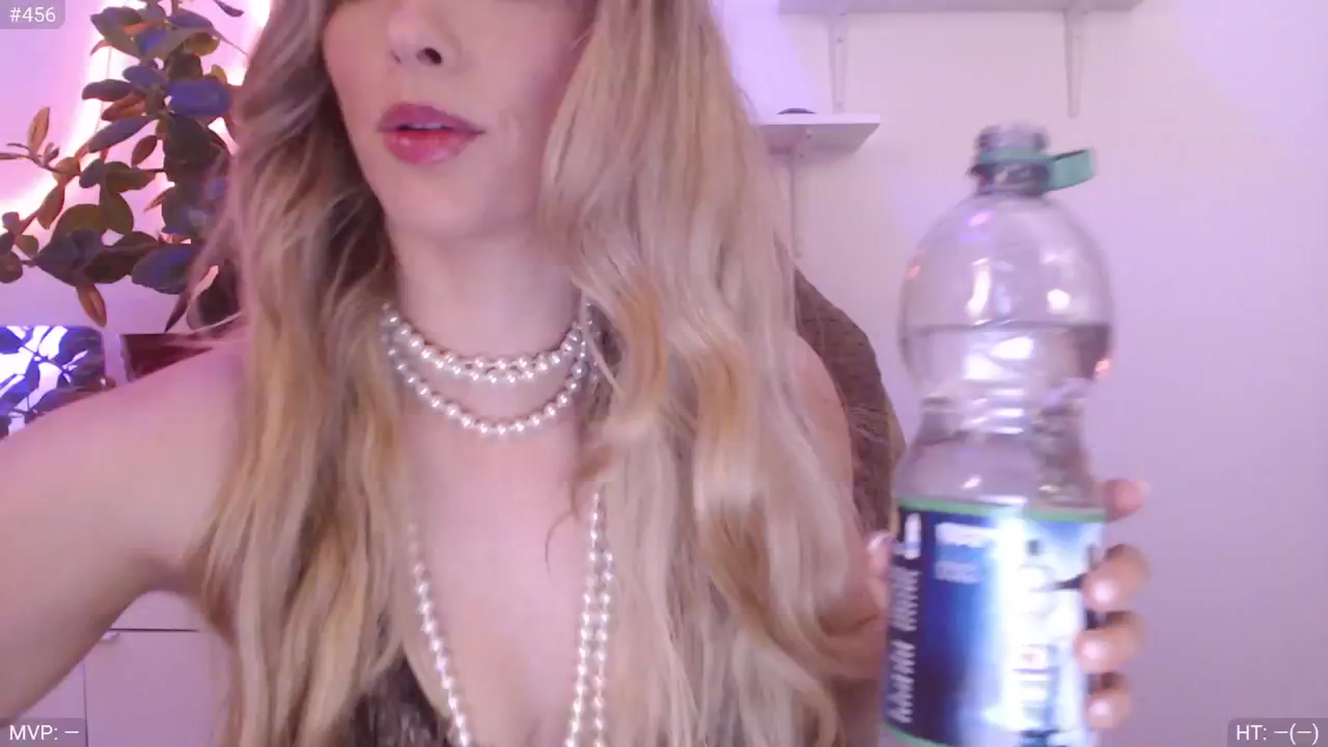 Gallery image thumbnail from StacyDoll's myfreecams stream on, 11/21/2024, 20:56 image 2 of 20