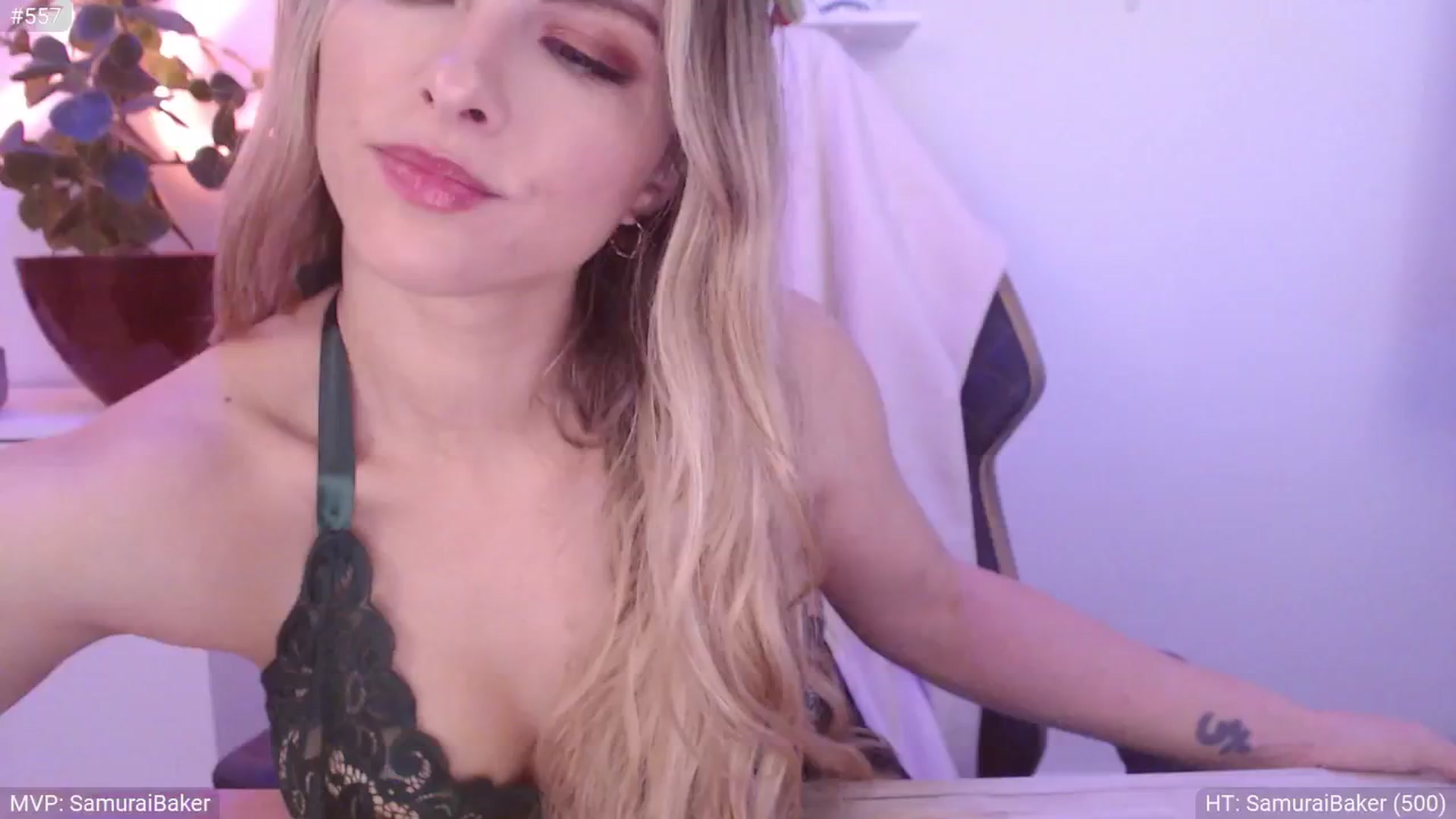 Gallery image thumbnail from StacyDoll's myfreecams stream on, 12/22/2024, 23:16 image 12 of 20