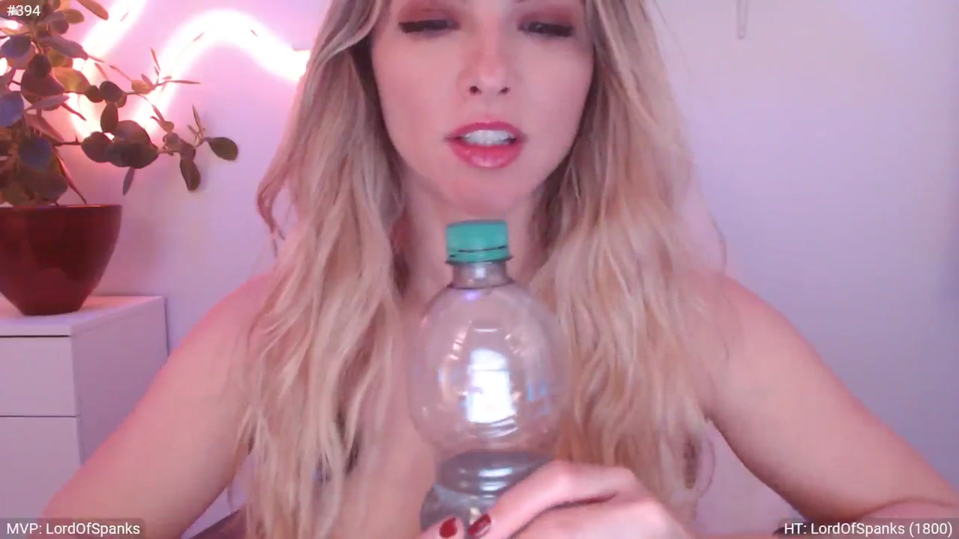 Gallery image thumbnail from StacyDoll's myfreecams stream on, 12/29/2024, 02:02 image 16 of 20