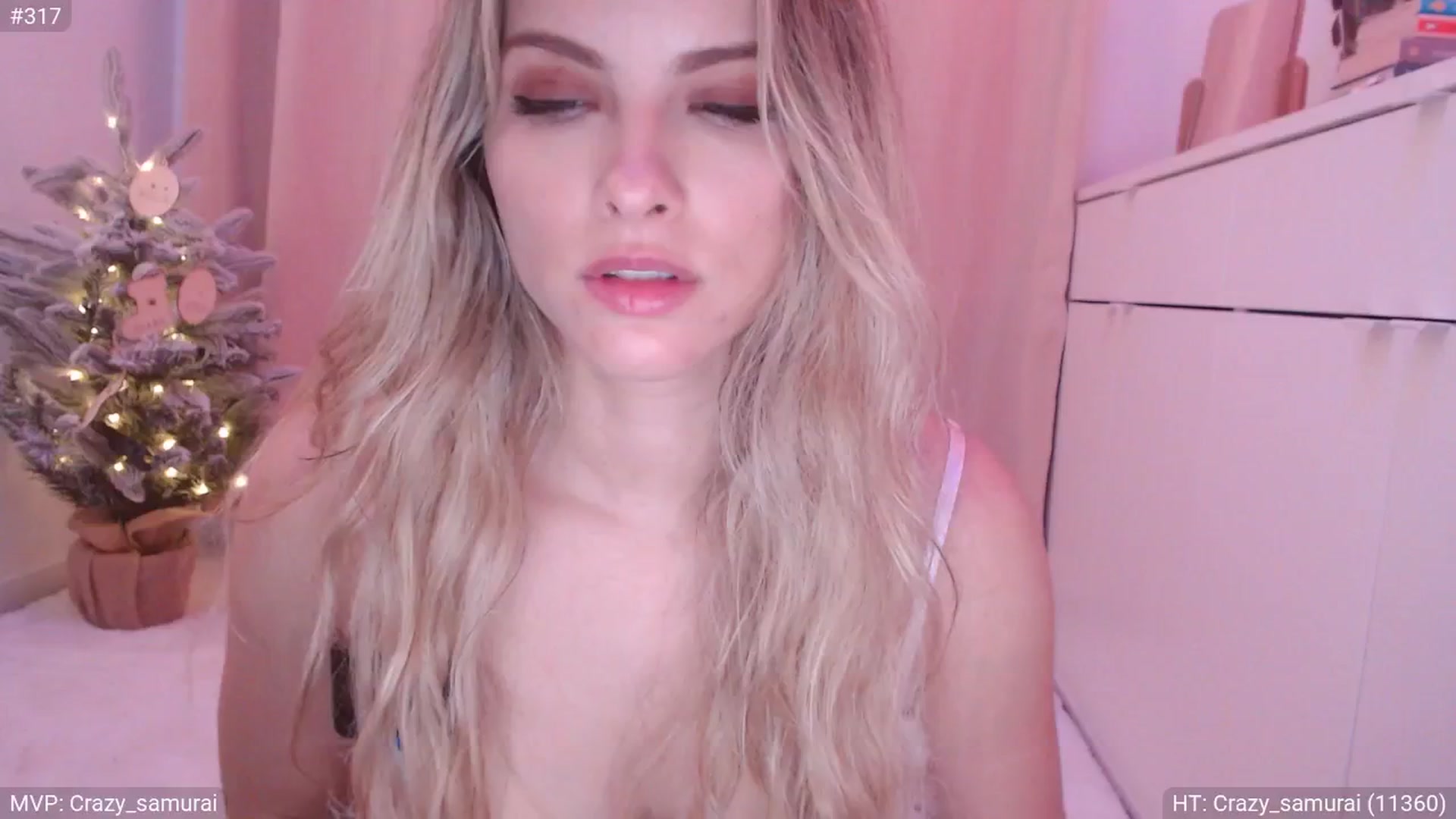 Gallery image thumbnail from StacyDoll's myfreecams stream on, 12/29/2024, 02:45 image 17 of 20