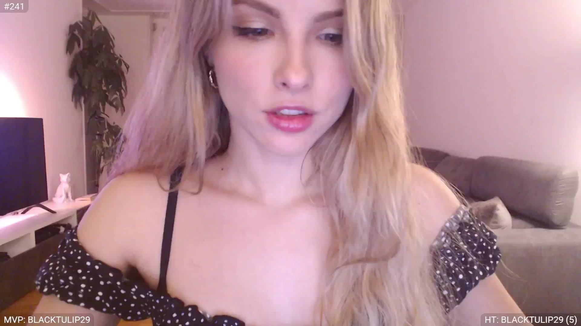 Gallery image thumbnail from StacyDoll's myfreecams stream on, 02/20/2025, 22:39 image 11 of 20