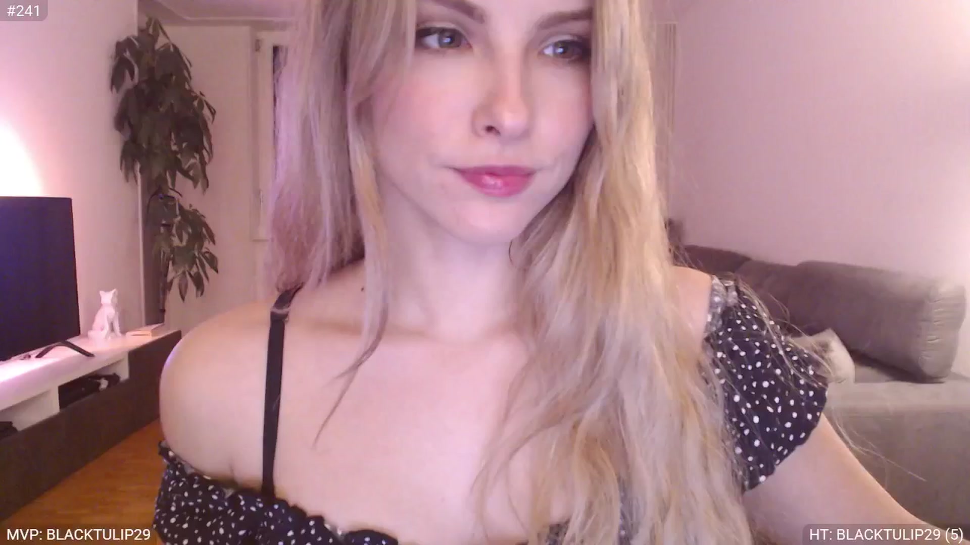 Gallery image thumbnail from StacyDoll's myfreecams stream on, 02/20/2025, 22:39 image 9 of 20