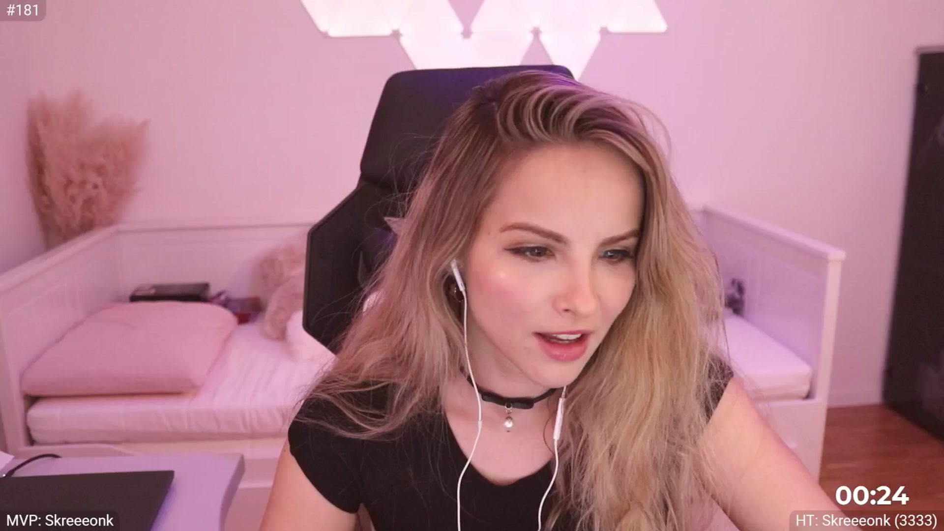 Gallery image thumbnail from StacyDoll's myfreecams stream on, 02/24/2025, 22:47 image 20 of 20