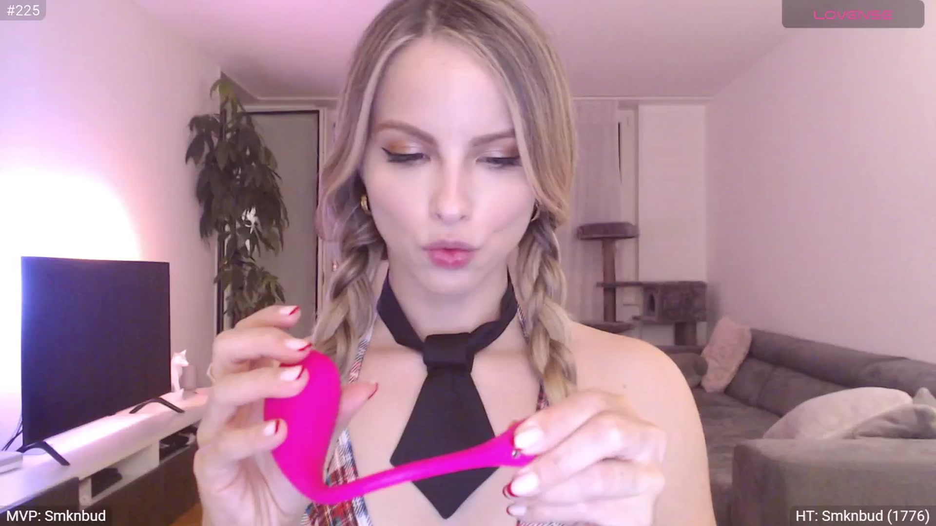 Gallery image thumbnail from StacyDoll's myfreecams stream on, 03/08/2025, 22:00 image 18 of 20