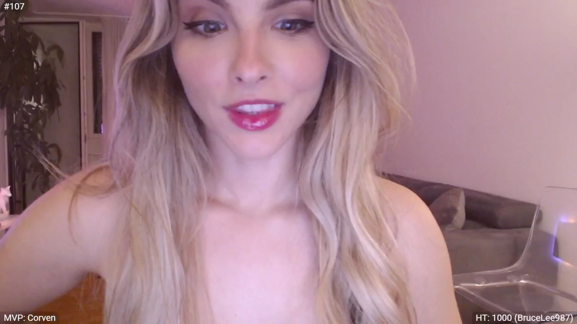 Gallery image thumbnail from StacyDoll's myfreecams stream on, 04/14/2025, 22:52 image 18 of 20