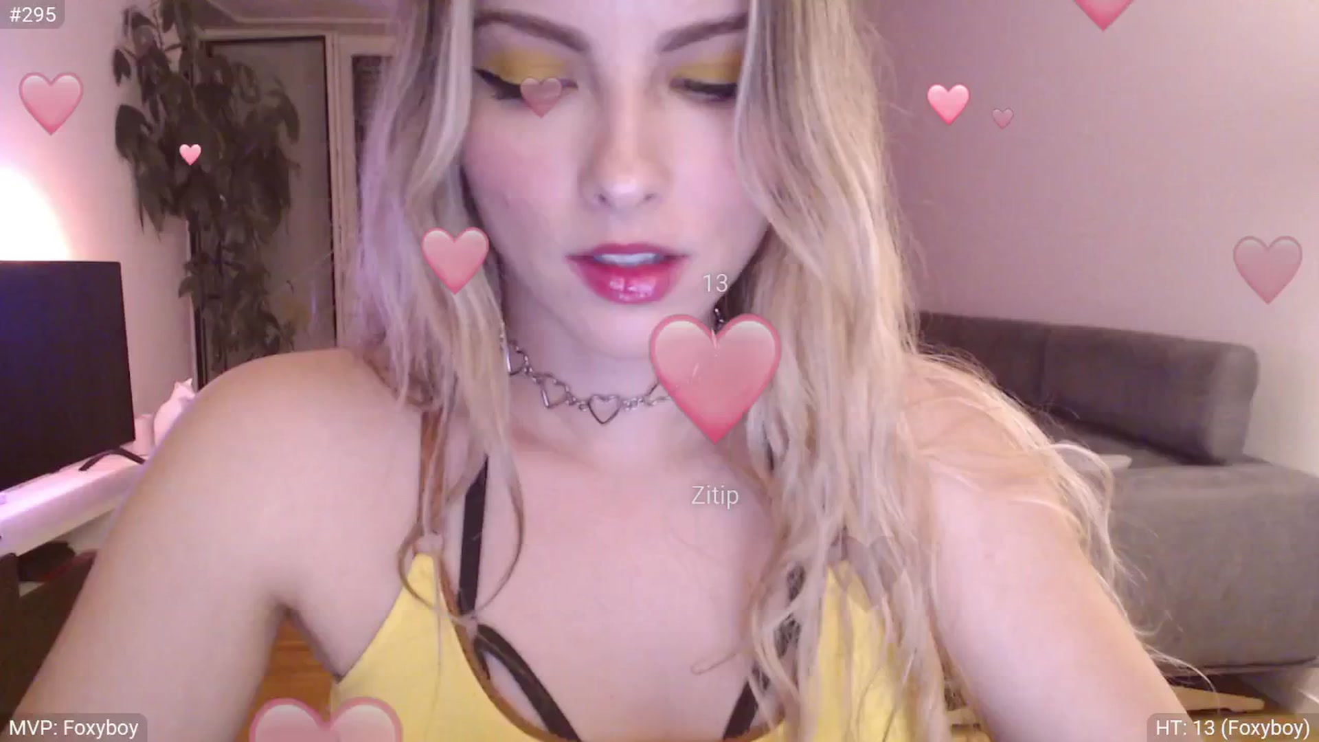Gallery image thumbnail from StacyDoll's myfreecams stream on, 05/13/2025, 24:06 image 1 of 20
