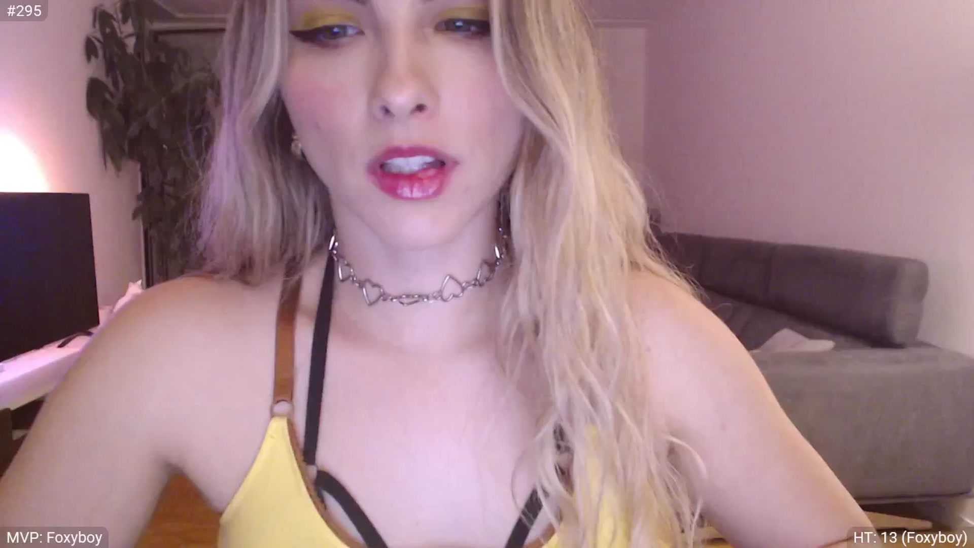 Gallery image thumbnail from StacyDoll's myfreecams stream on, 05/13/2025, 24:06 image 2 of 20