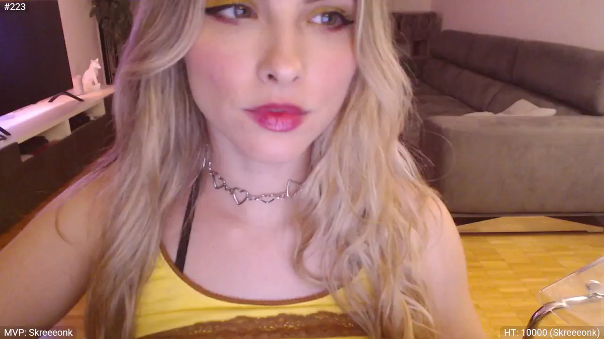 Gallery image thumbnail from StacyDoll's myfreecams stream on, 05/13/2025, 24:06 image 12 of 20