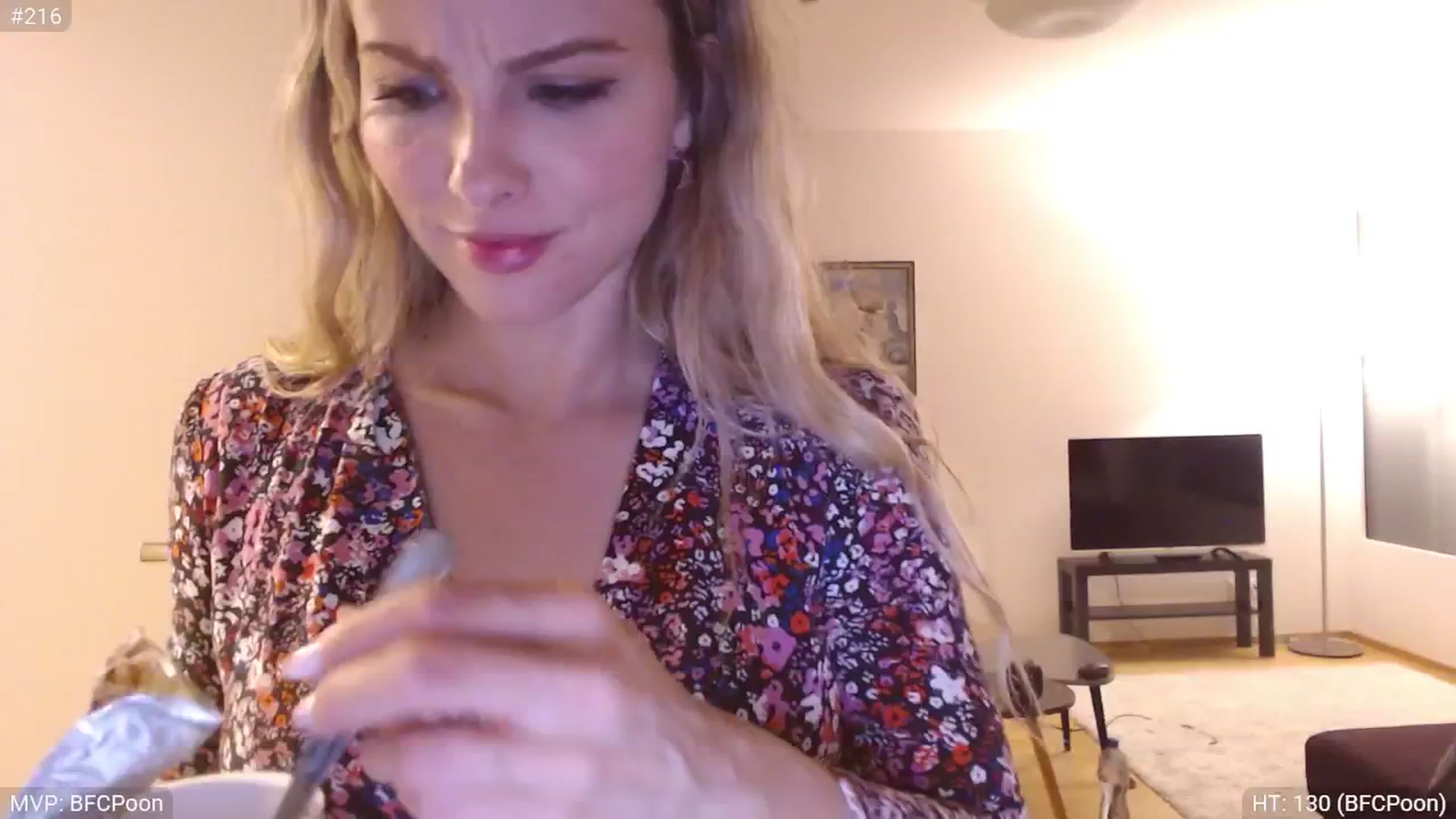 Gallery image thumbnail from StacyDoll's myfreecams stream on, 05/31/2025, 24:34 image 9 of 20