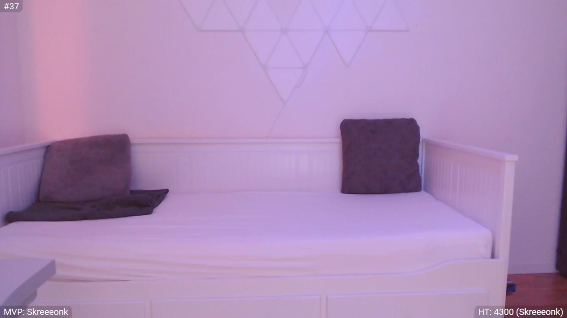 Gallery image thumbnail from StacyDoll's myfreecams stream on, 06/18/2025, 24:43 image 19 of 20