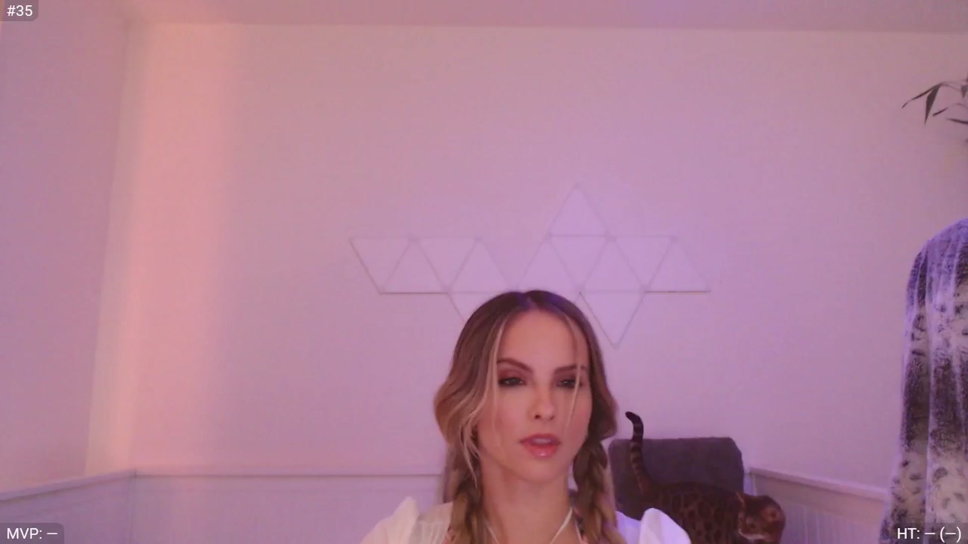 Gallery image thumbnail from StacyDoll's myfreecams stream on, 06/18/2025, 15:11 image 13 of 20