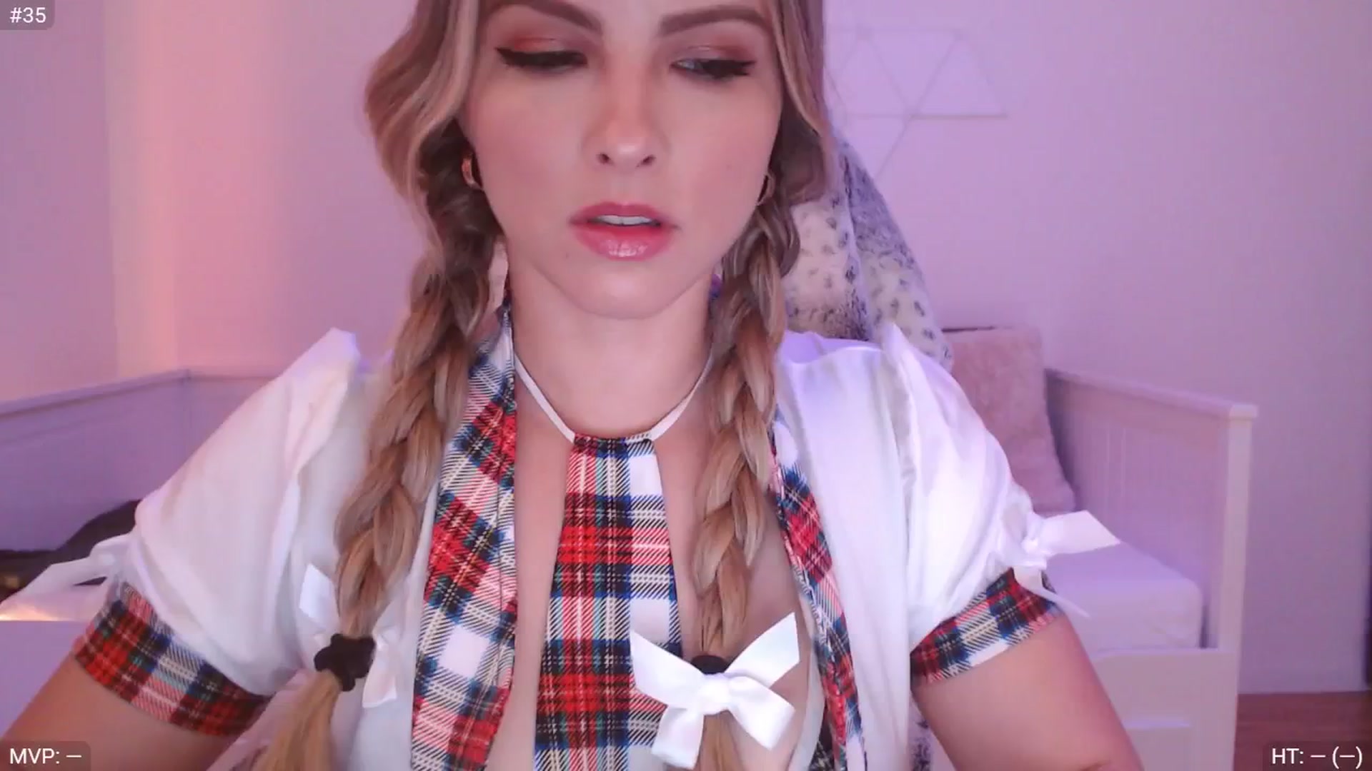 Gallery image thumbnail from StacyDoll's myfreecams stream on, 06/18/2025, 15:11 image 4 of 20