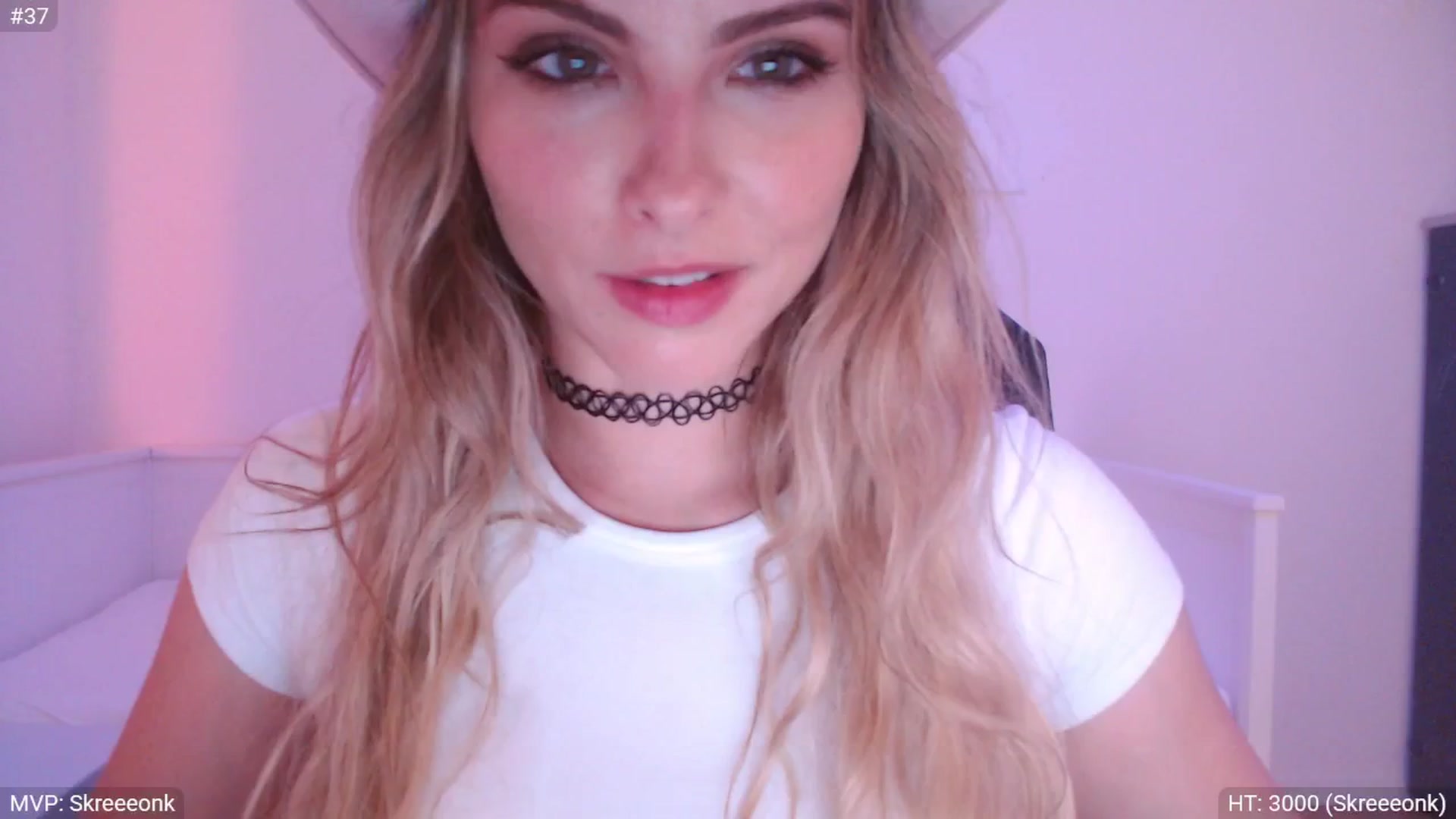 Gallery image thumbnail from StacyDoll's myfreecams stream on, 06/26/2025, 03:09 image 6 of 20