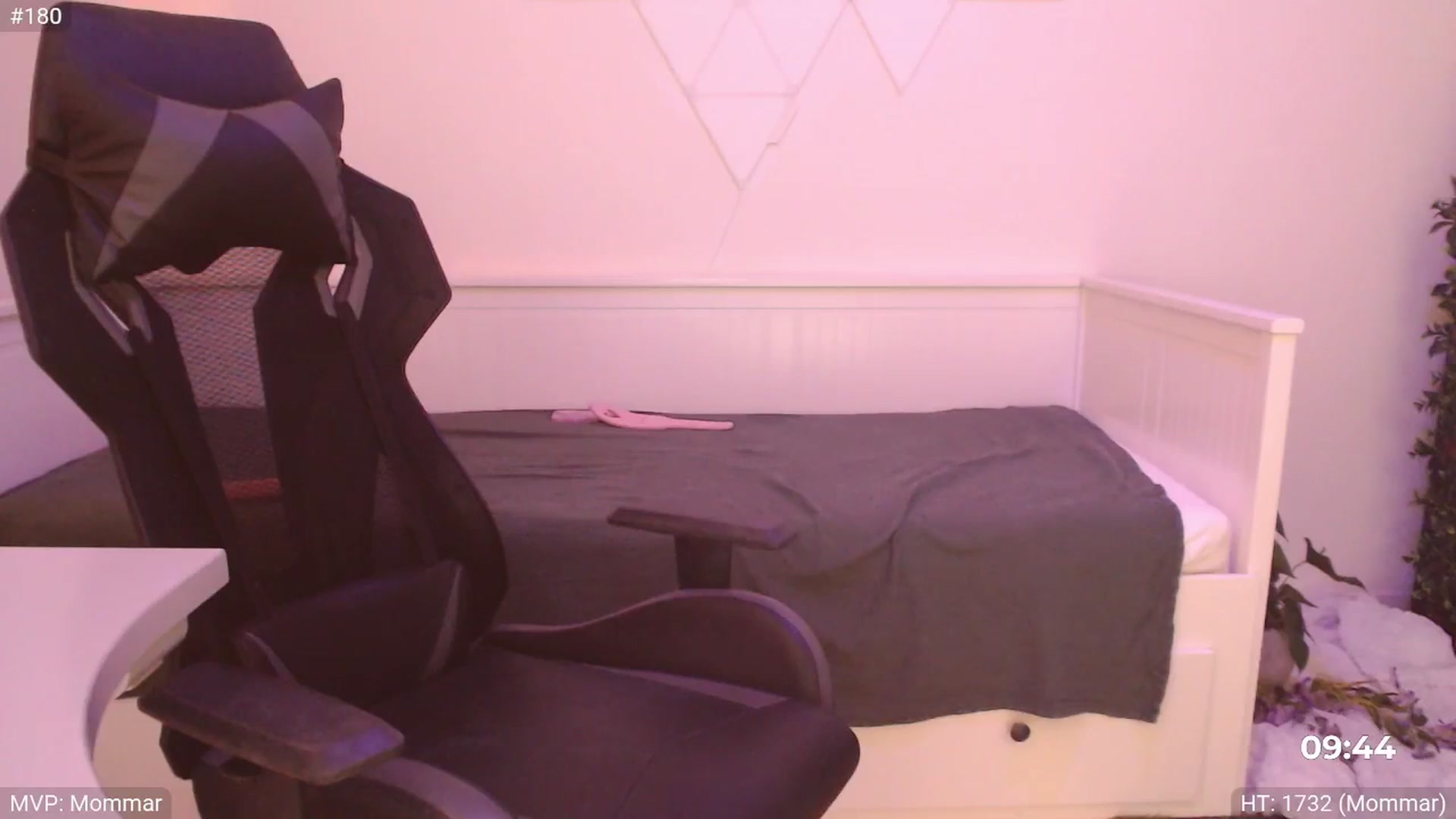 Gallery image thumbnail from StacyDoll's myfreecams stream on, 08/17/2025, 24:07 image 20 of 20