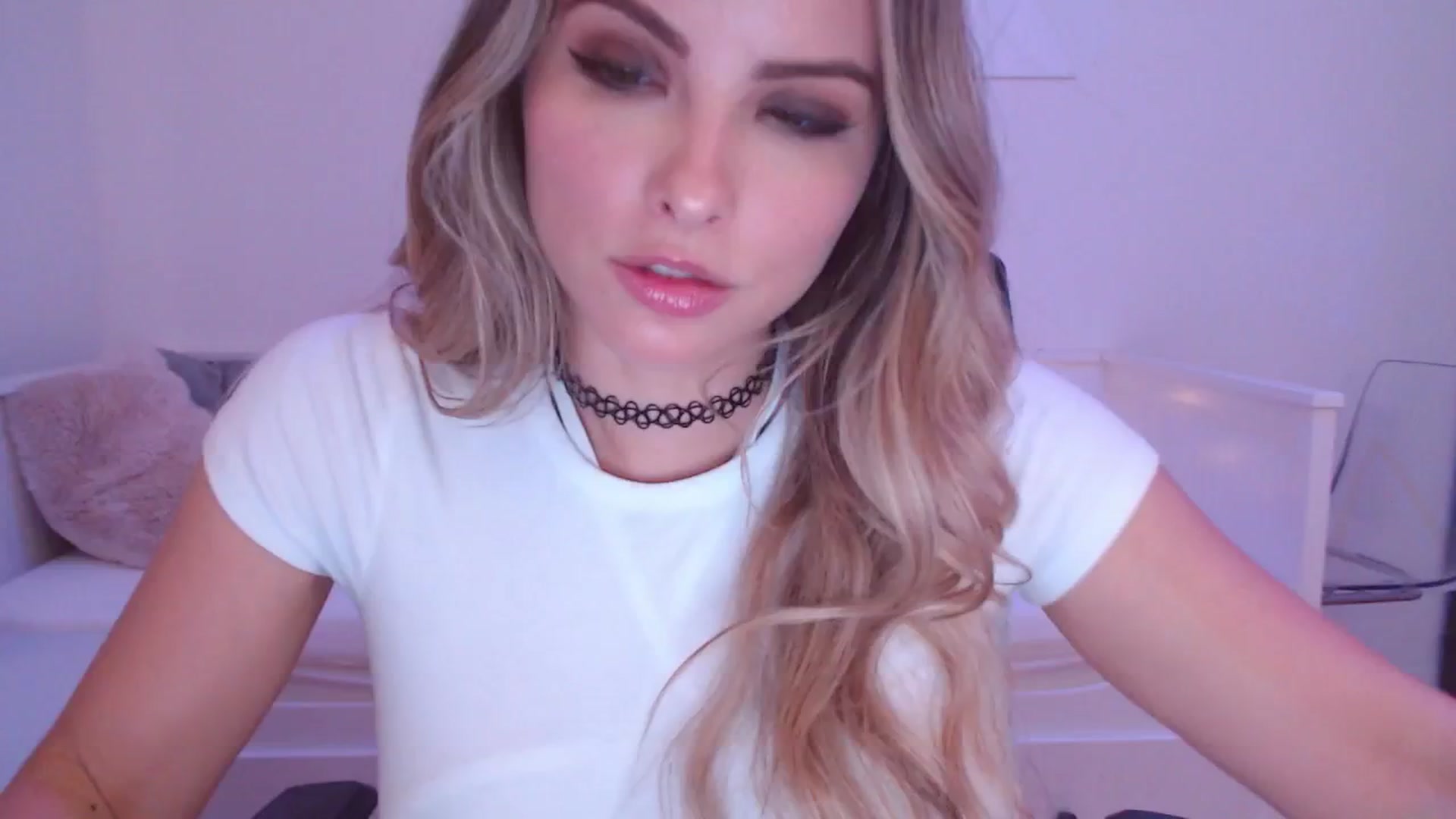 Gallery image thumbnail from StacyDoll's myfreecams stream on, 11/03/2025, 24:00 image 11 of 20