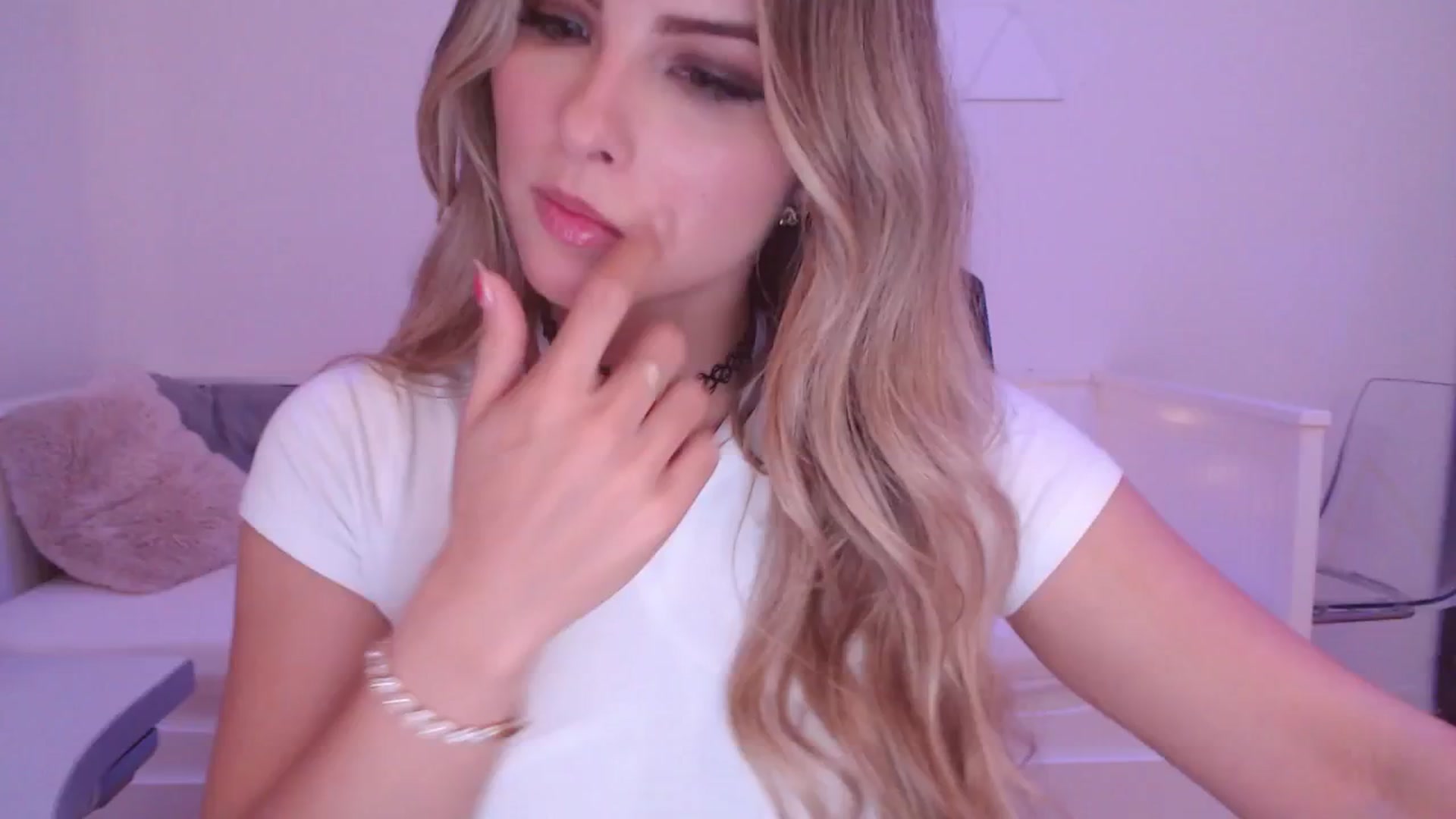 Gallery image thumbnail from StacyDoll's myfreecams stream on, 11/03/2025, 24:00 image 2 of 20