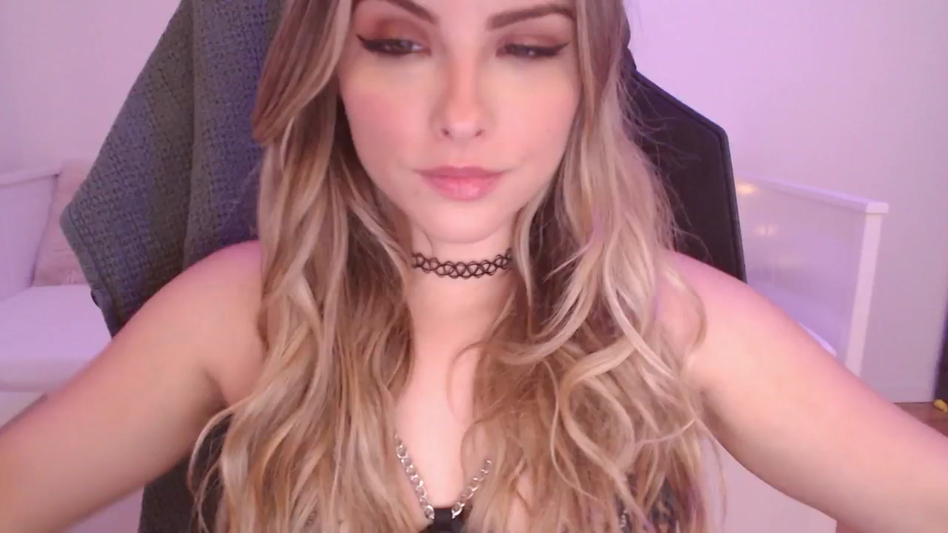 Gallery image thumbnail from StacyDoll's myfreecams stream on, 11/07/2025, 01:00 image 2 of 20