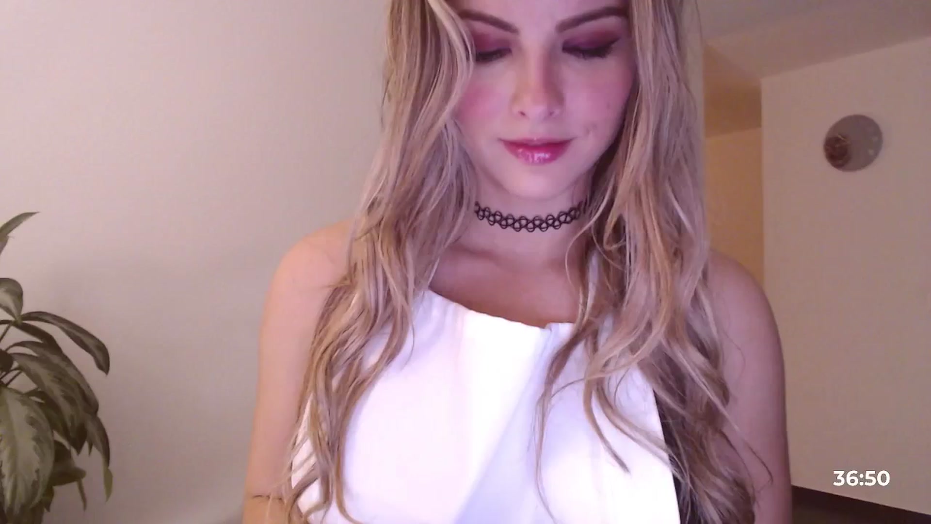 Gallery image thumbnail from StacyDoll's myfreecams stream on, 11/17/2025, 02:04 image 6 of 20