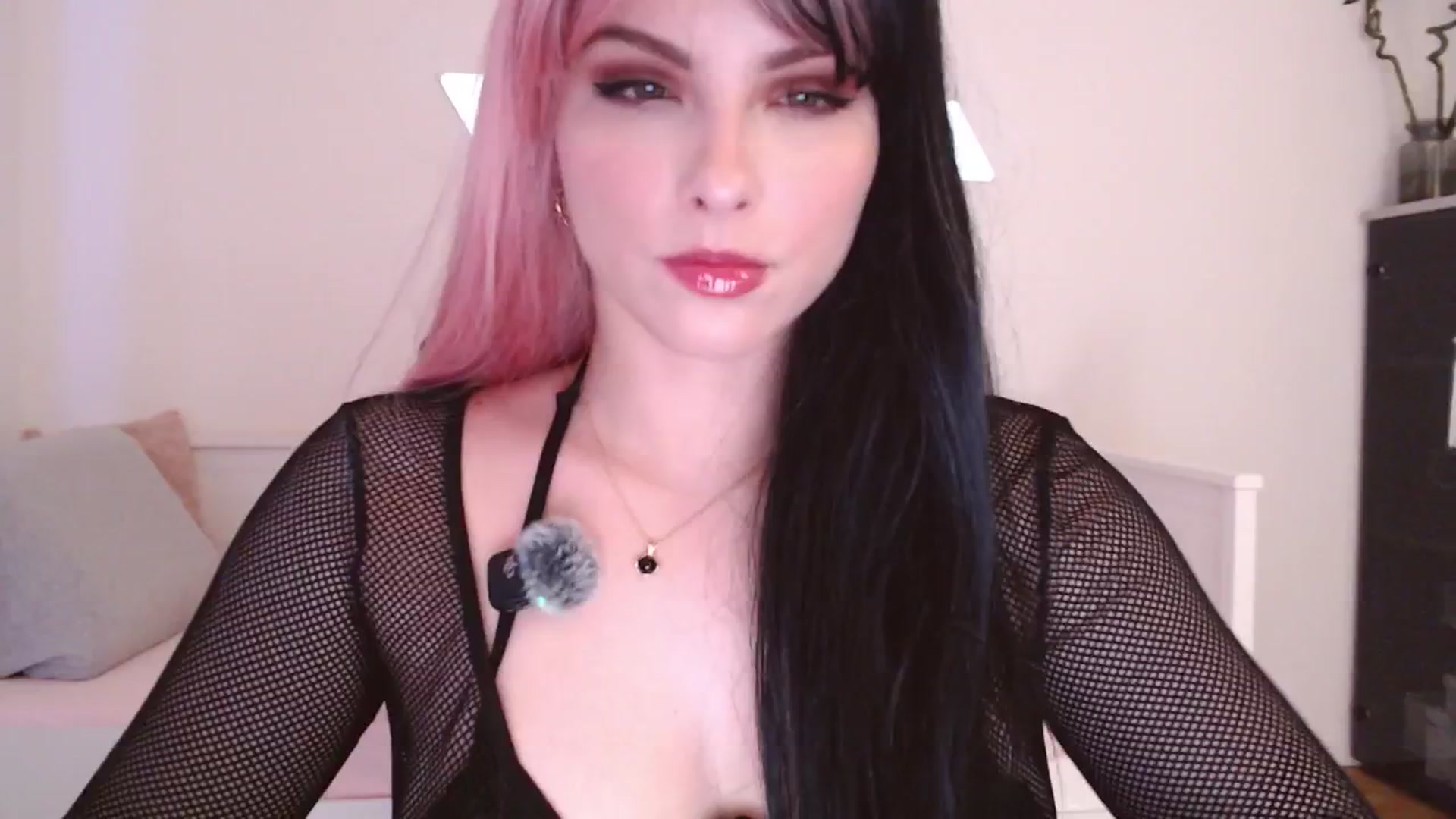 Gallery image thumbnail from StacyDoll's myfreecams stream on, 04/25/2026, 22:24 image 2 of 20