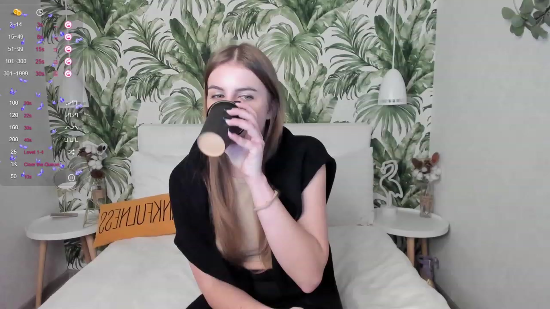 Gallery image thumbnail from StacyJey's myfreecams stream on, 12/02/2022, 08:35 image 19 of 20