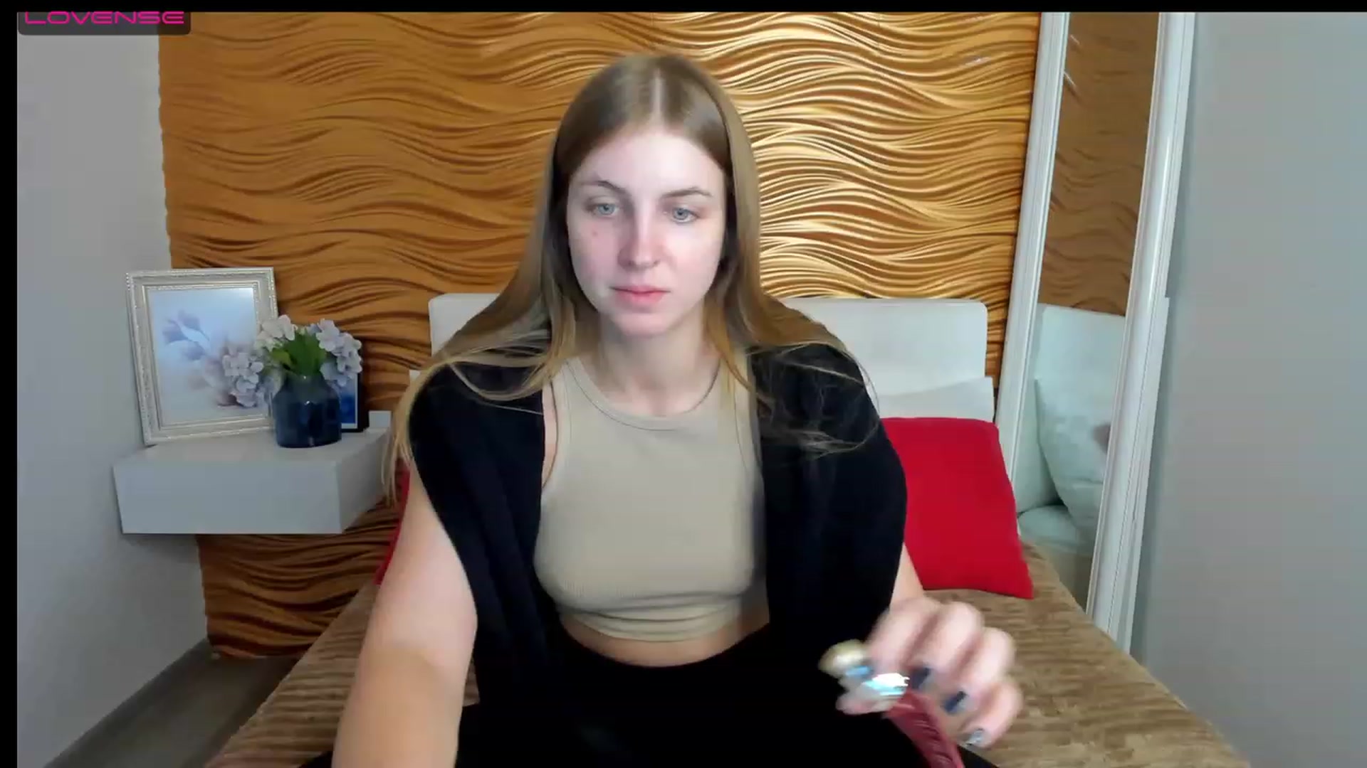 Gallery image thumbnail from StacyJey's myfreecams stream on, 12/03/2022, 06:57 image 13 of 20