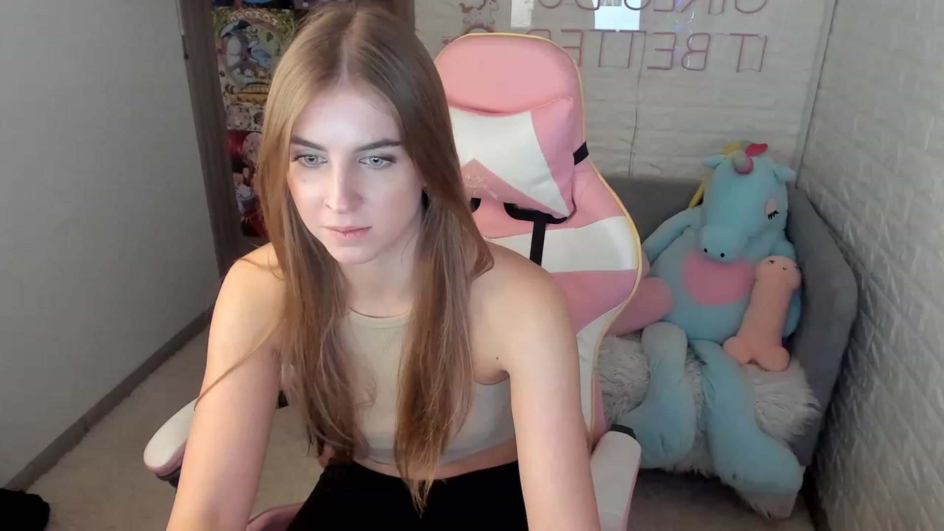 Gallery image thumbnail from StacyJey's myfreecams stream on, 12/03/2022, 10:54 image 14 of 20