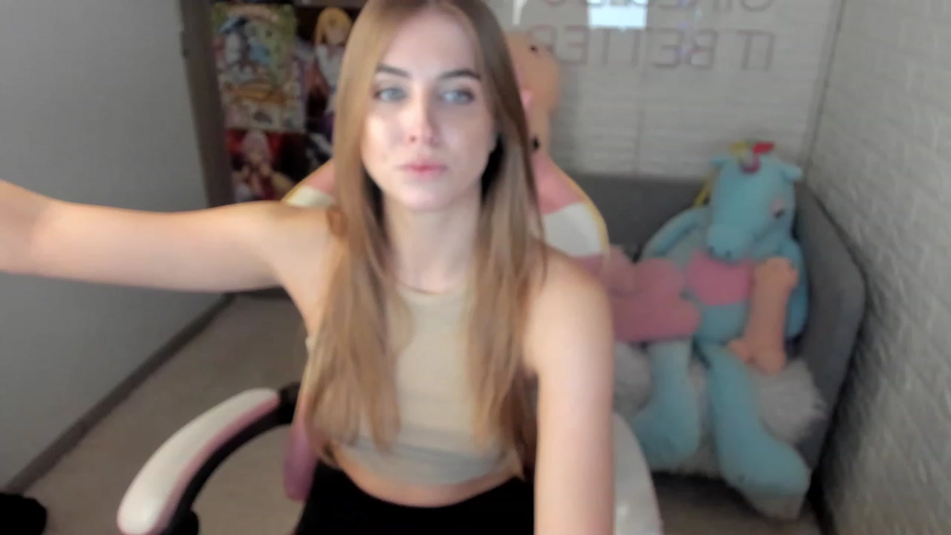 Gallery image thumbnail from StacyJey's myfreecams stream on, 12/03/2022, 10:54 image 2 of 20