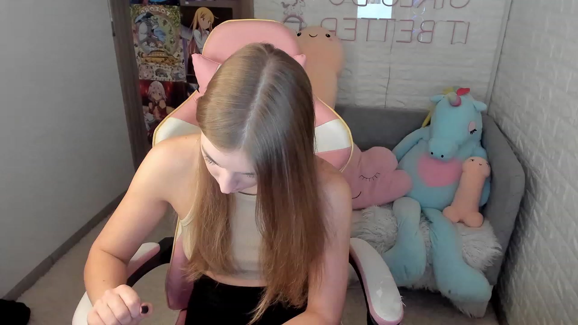 Gallery image thumbnail from StacyJey's myfreecams stream on, 12/03/2022, 10:54 image 18 of 20