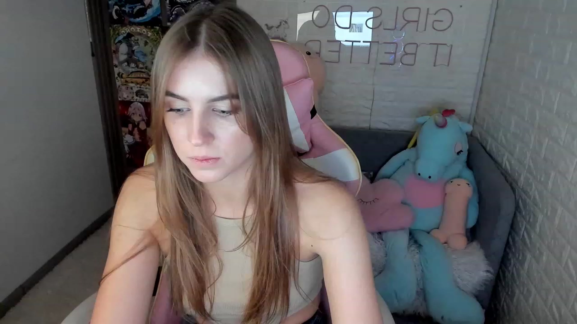 Gallery image thumbnail from StacyJey's myfreecams stream on, 12/03/2022, 10:54 image 1 of 20