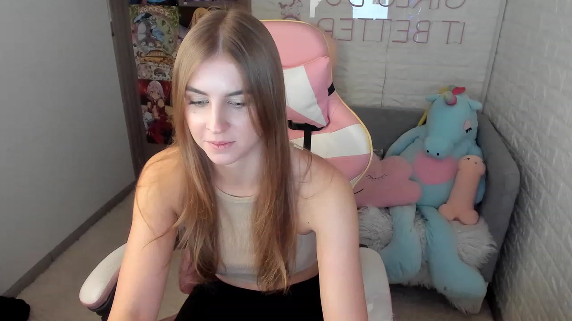 Gallery image thumbnail from StacyJey's myfreecams stream on, 12/03/2022, 10:54 image 12 of 20