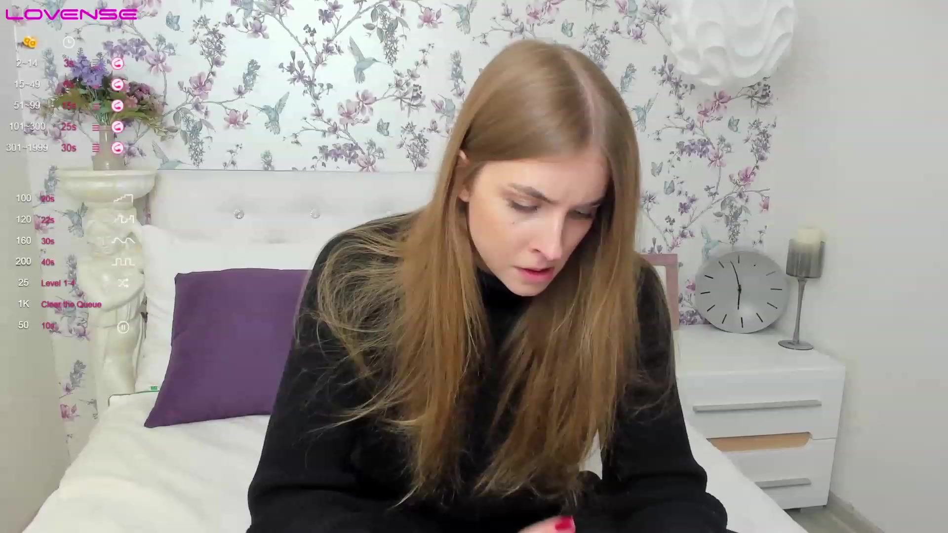 Gallery image thumbnail from StacyJey's myfreecams stream on, 12/06/2022, 16:22 image 17 of 20