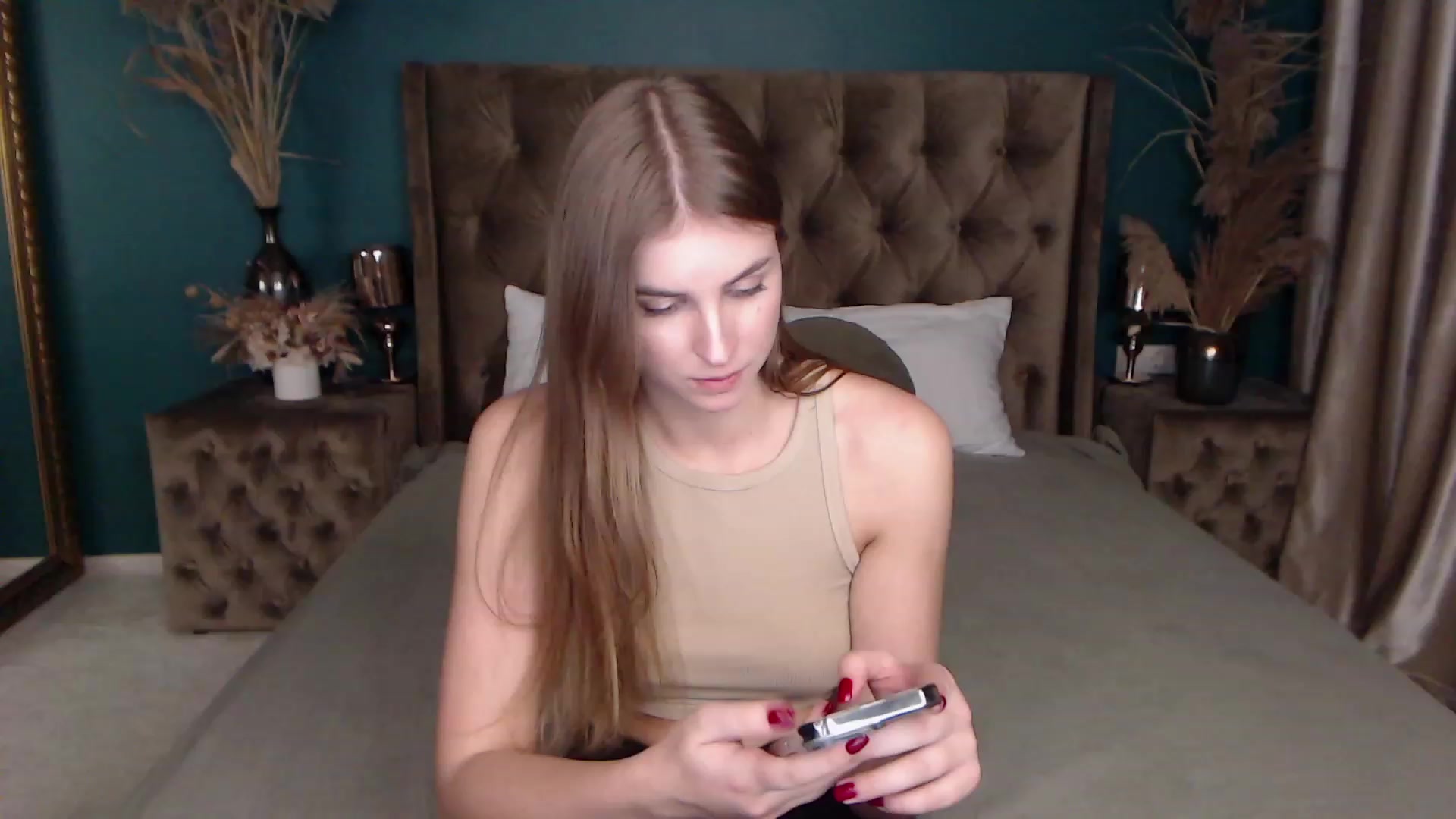 Gallery image thumbnail from StacyJey's myfreecams stream on, 12/07/2022, 19:29 image 7 of 20