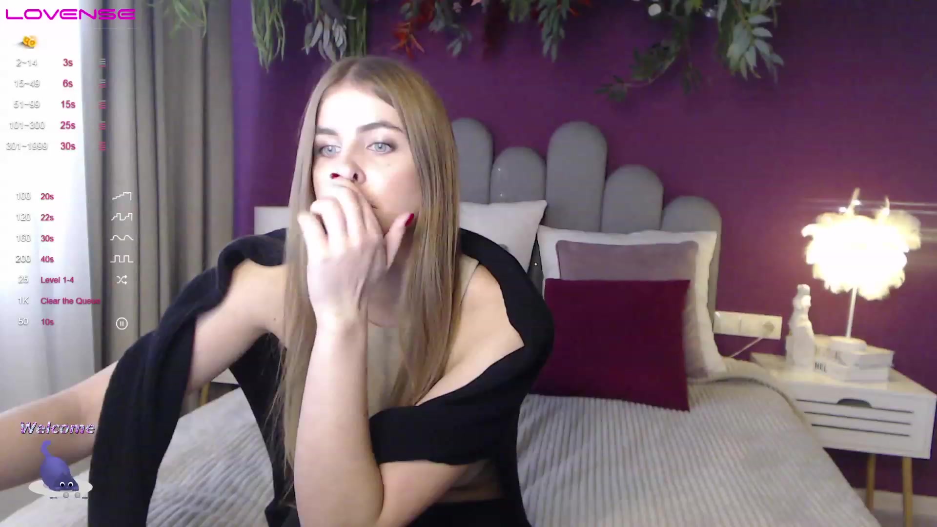 Gallery image thumbnail from StacyJey's myfreecams stream on, 12/10/2022, 09:25 image 16 of 20