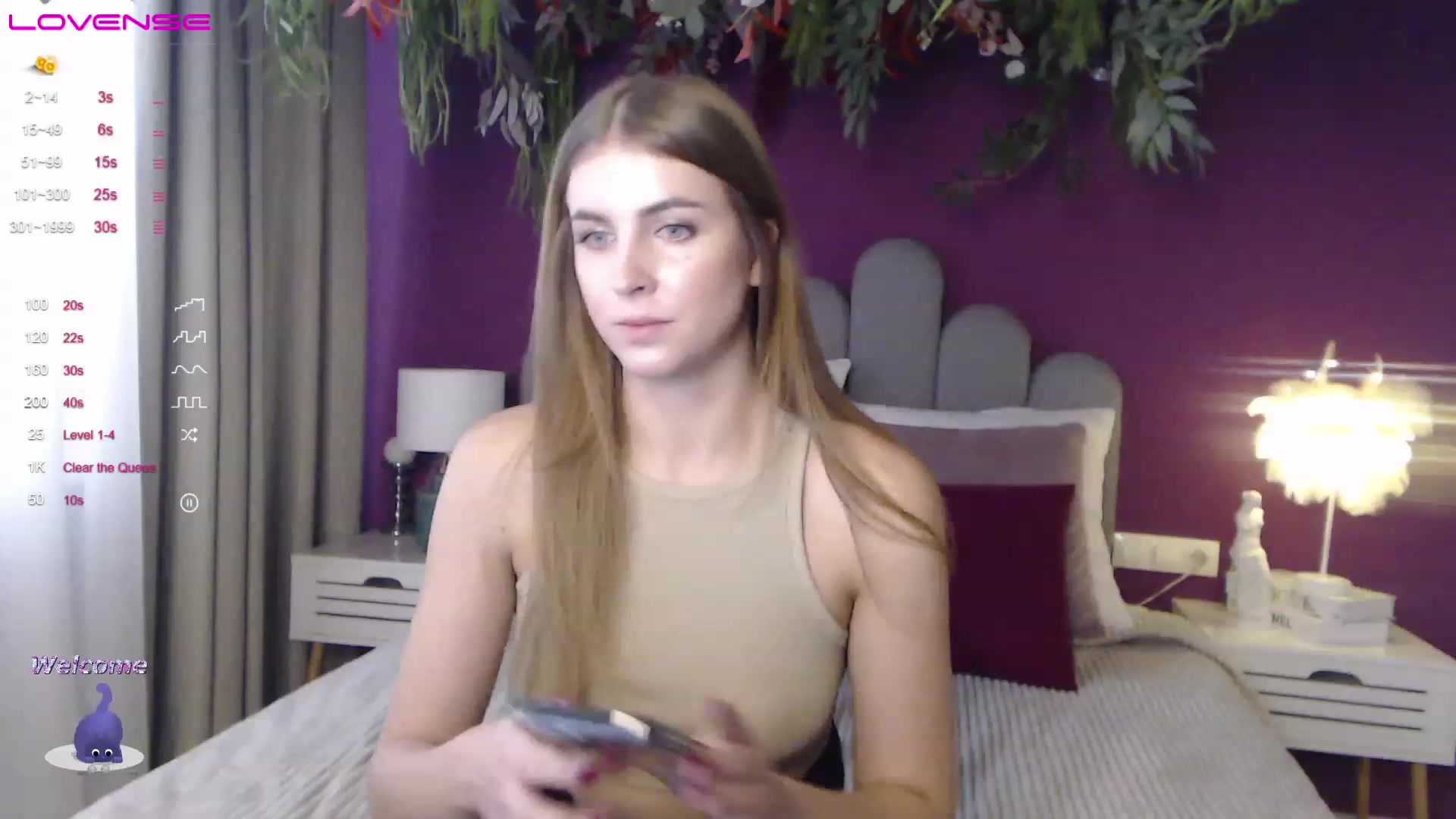 Gallery image thumbnail from StacyJey's myfreecams stream on, 12/10/2022, 09:37 image 7 of 20