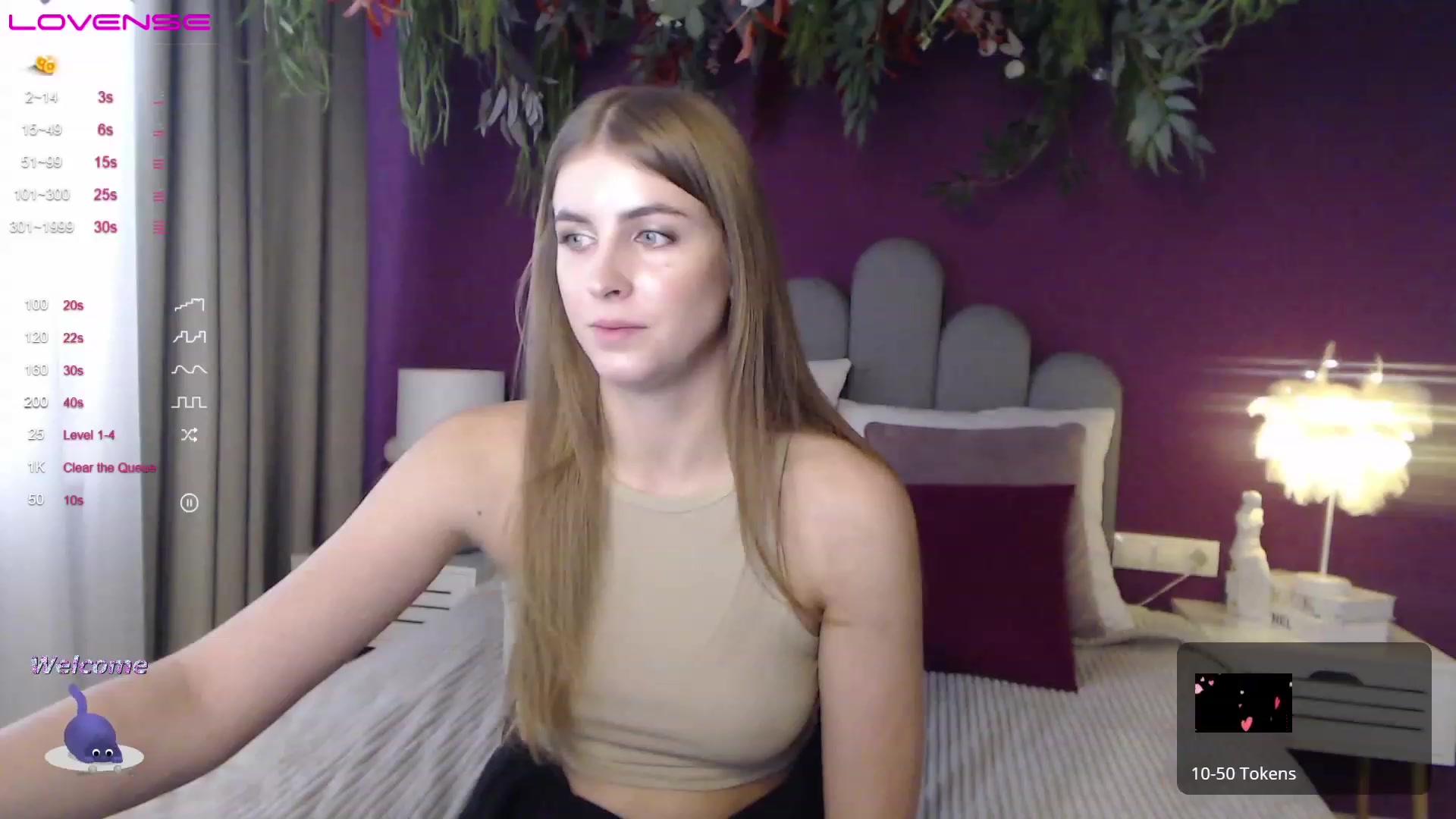 Gallery image thumbnail from StacyJey's myfreecams stream on, 12/10/2022, 09:37 image 8 of 20