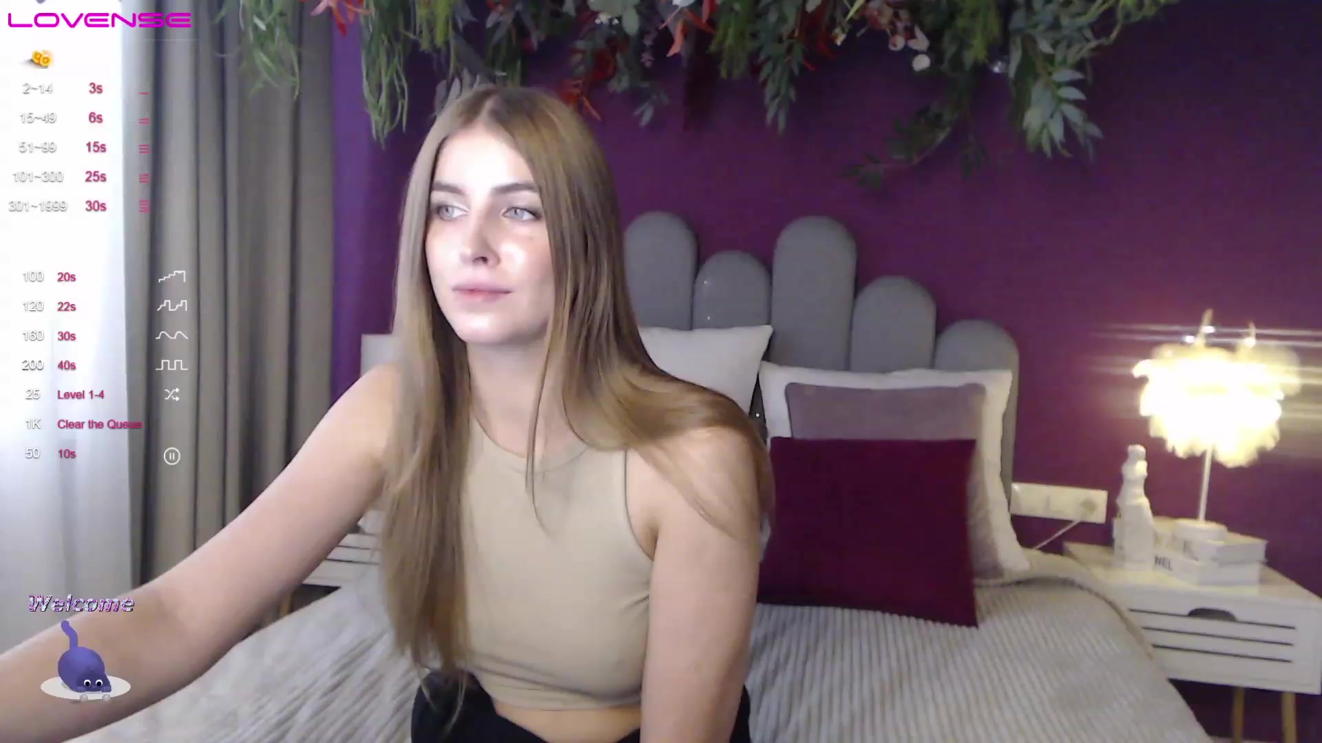 Gallery image thumbnail from StacyJey's myfreecams stream on, 12/10/2022, 09:37 image 4 of 20