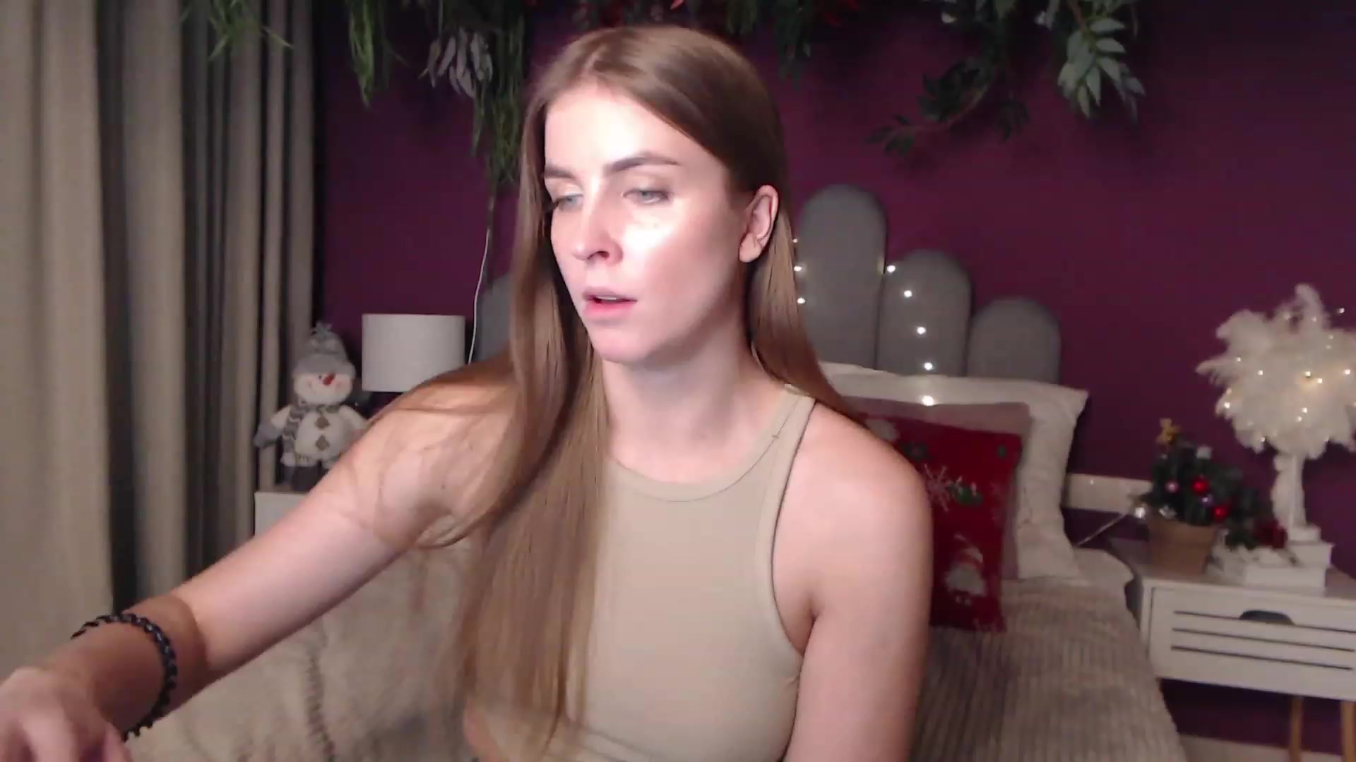Gallery image thumbnail from StacyJey's myfreecams stream on, 12/20/2022, 19:26 image 5 of 20
