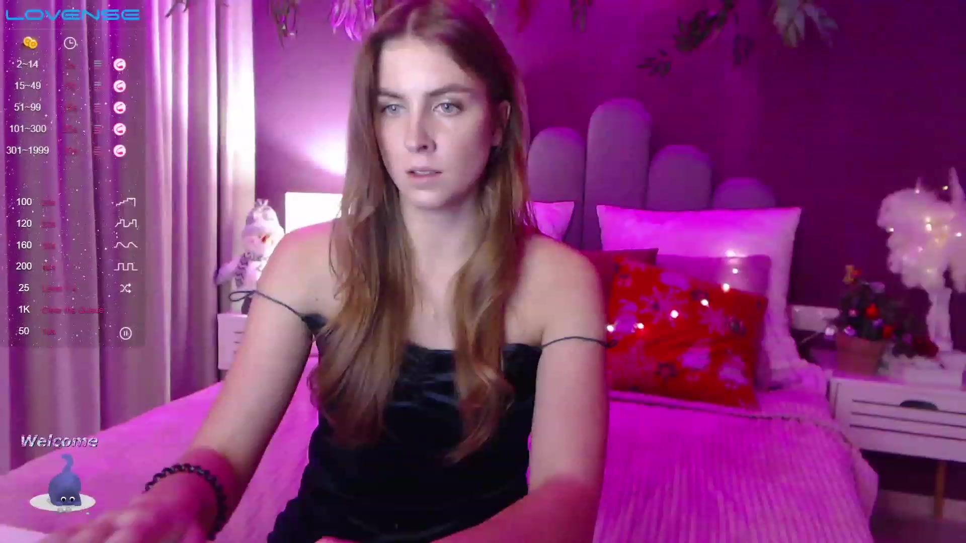 Gallery image thumbnail from StacyJey's myfreecams stream on, 12/21/2022, 15:28 image 6 of 20